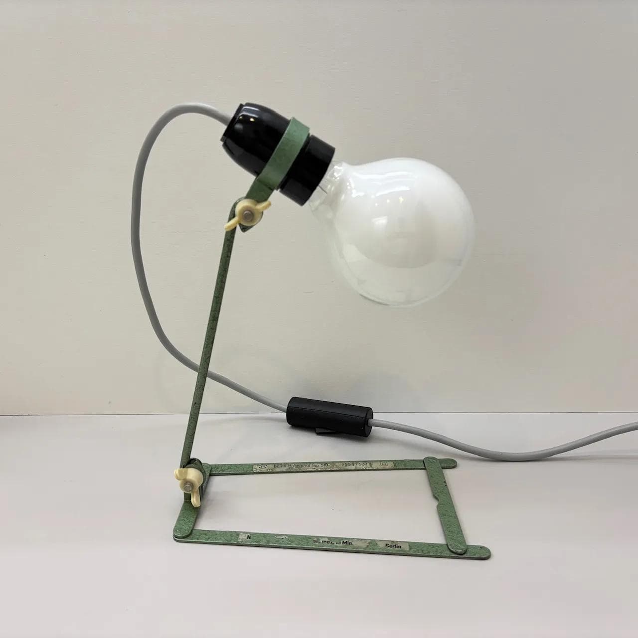 Desk Lamp Berlin Haltegerät 510, green metal, black Bakelite, Germany, 1960s - 16815