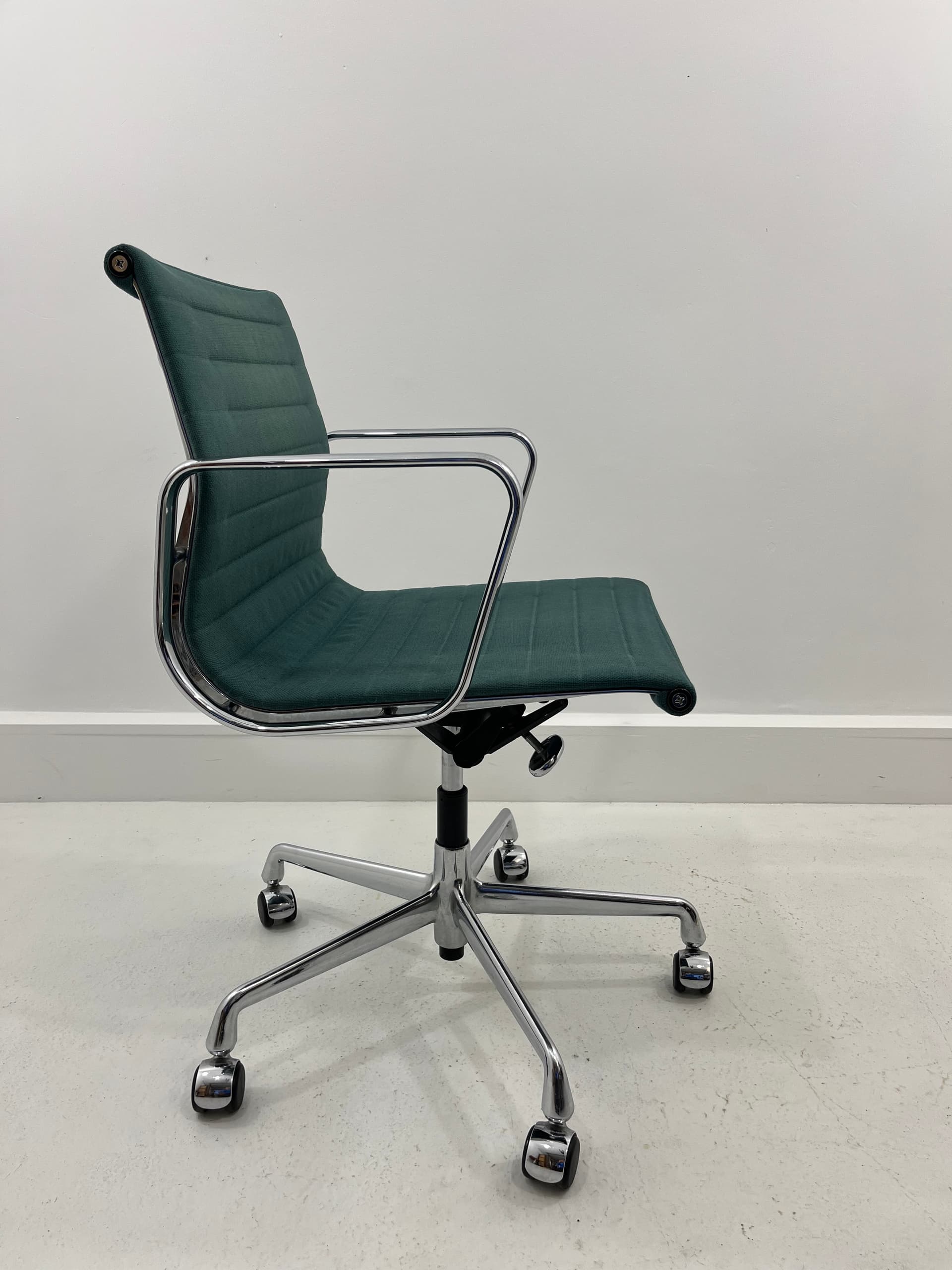 Office chair EA 117, green hopsak, chrome, by C. Eames, Vitra, Germany, 1990s. - 229801