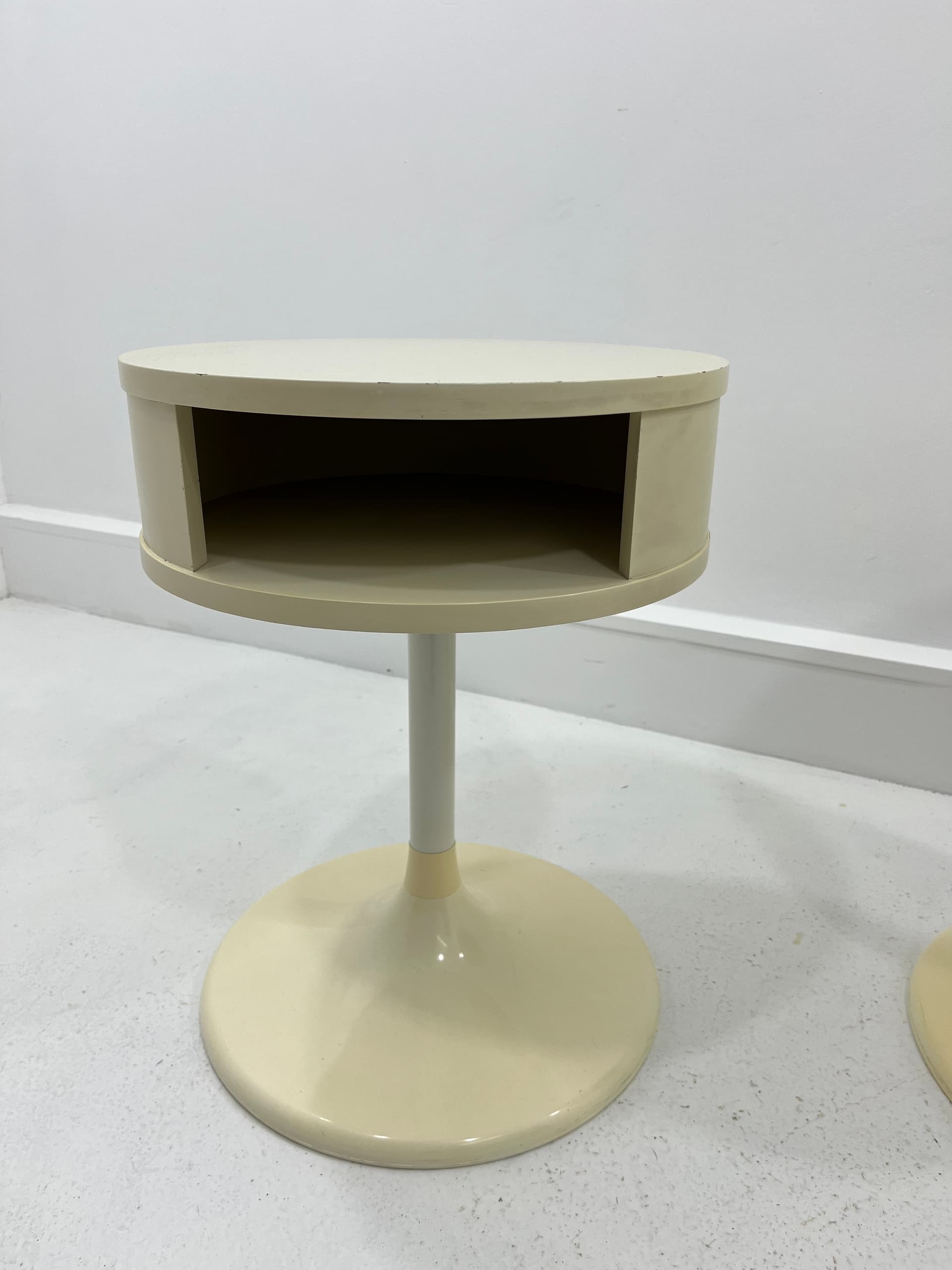 Para stolików Tulipan Space Age, beżowy, plastik, Lusch Erzeugnis, Niemcy, lata 70. - 229824