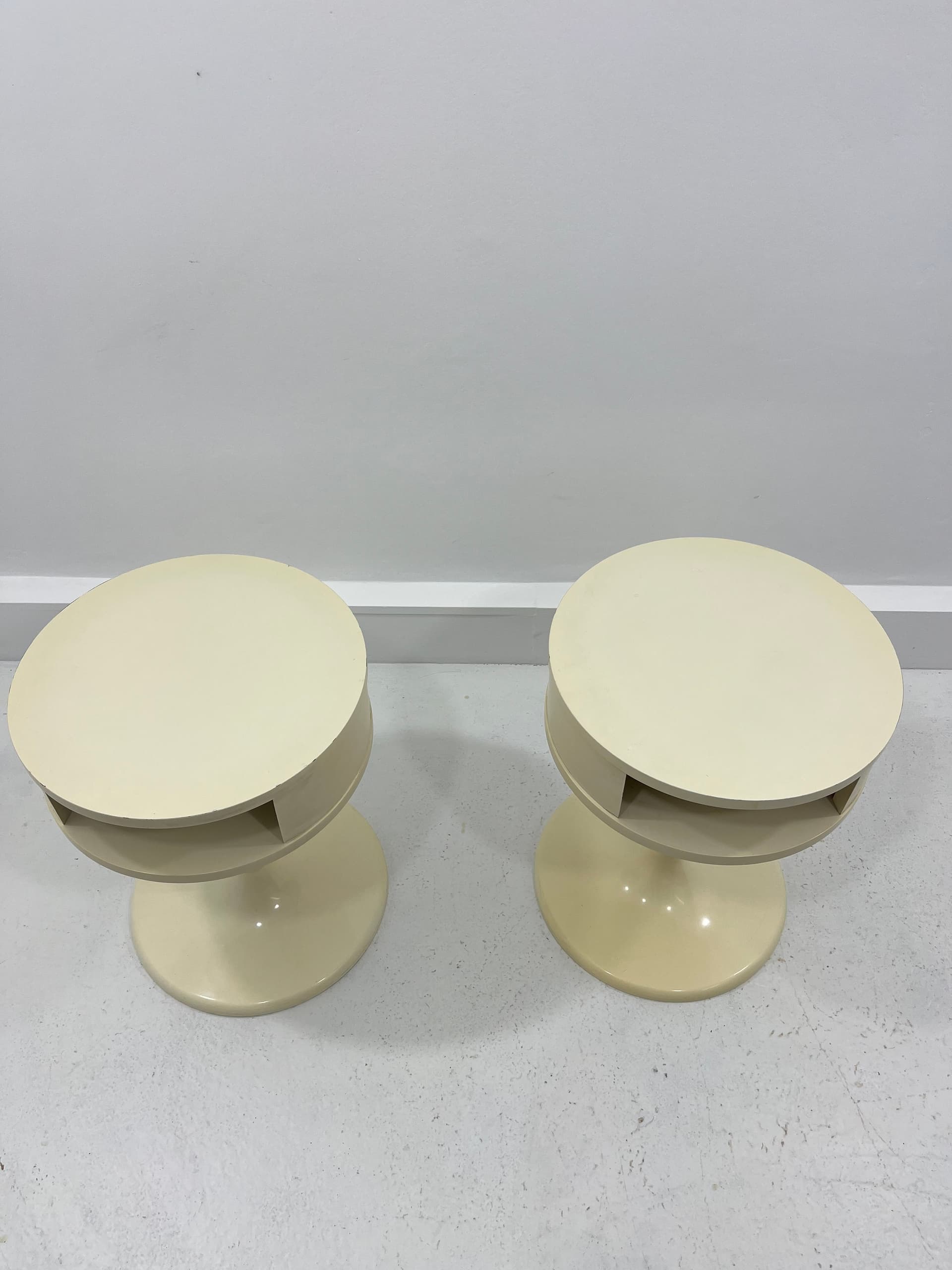 Para stolików Tulipan Space Age, beżowy, plastik, Lusch Erzeugnis, Niemcy, lata 70. - 229821