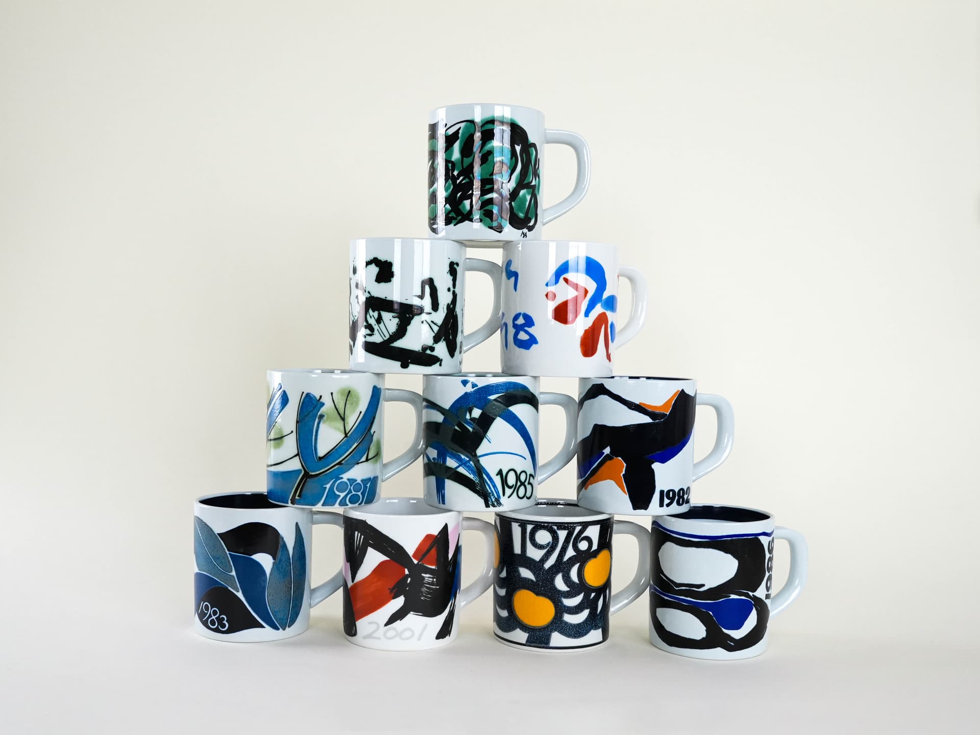 Kubek, biały, porcelana, proj. M. Andersen, Royal Copenhagen, Dania, lata 80. - 230231