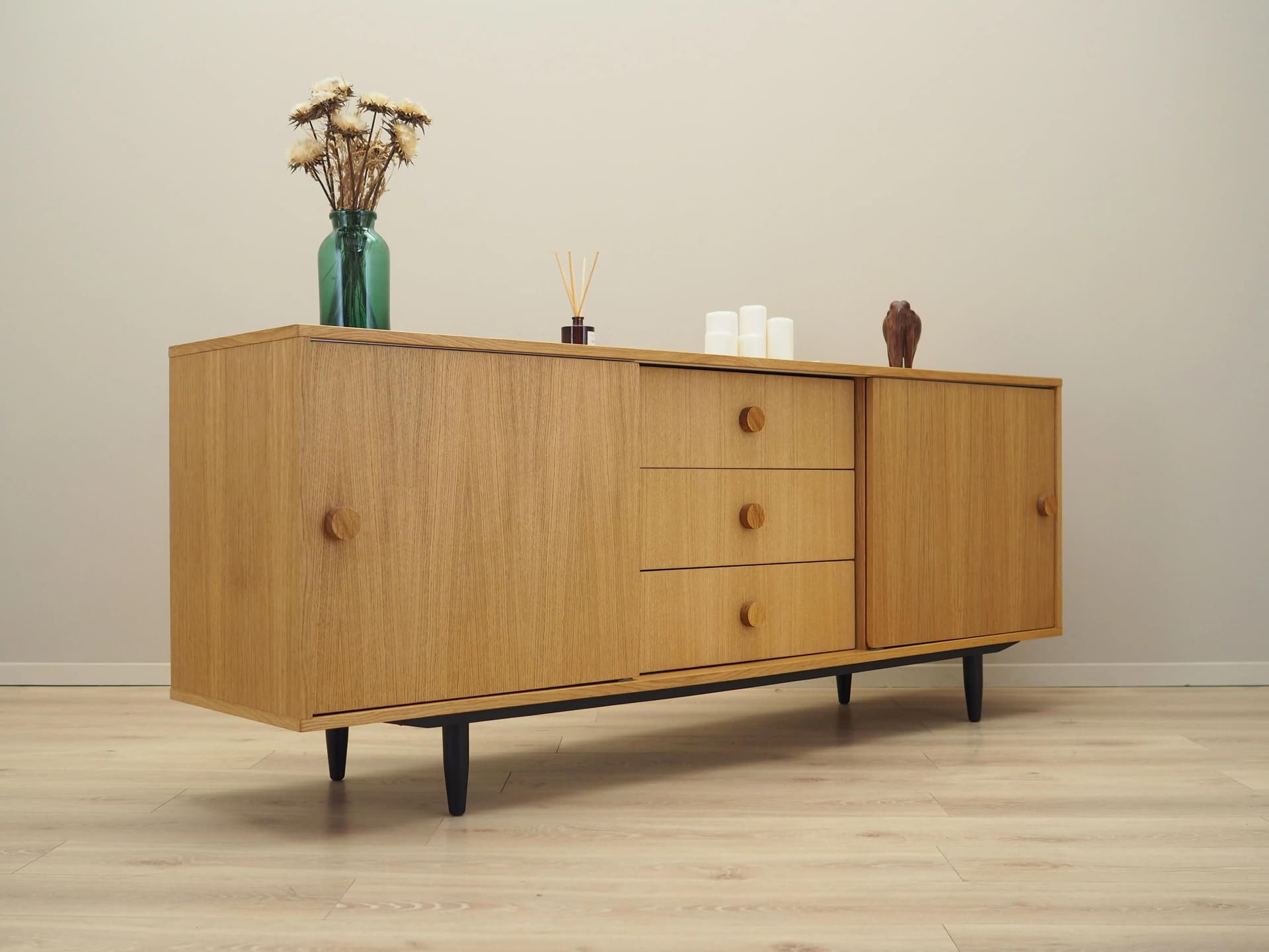 Sideboard skandynawski, dąb żółty, Dania, lata 90. - 17571