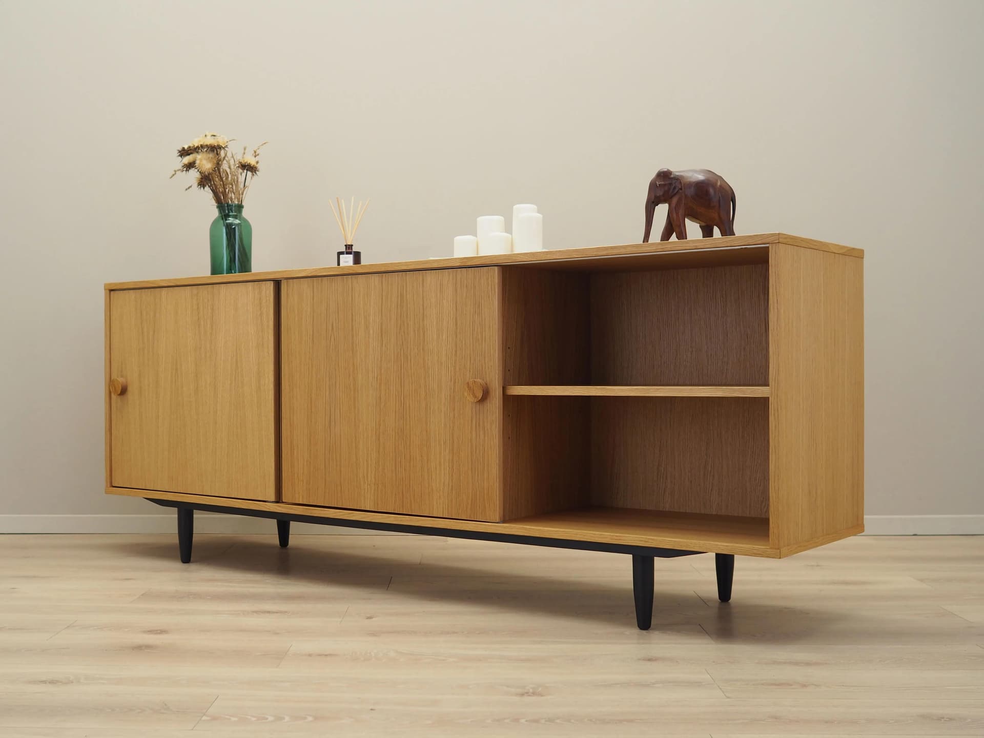 Sideboard skandynawski, dąb żółty, Dania, lata 90. - 17566