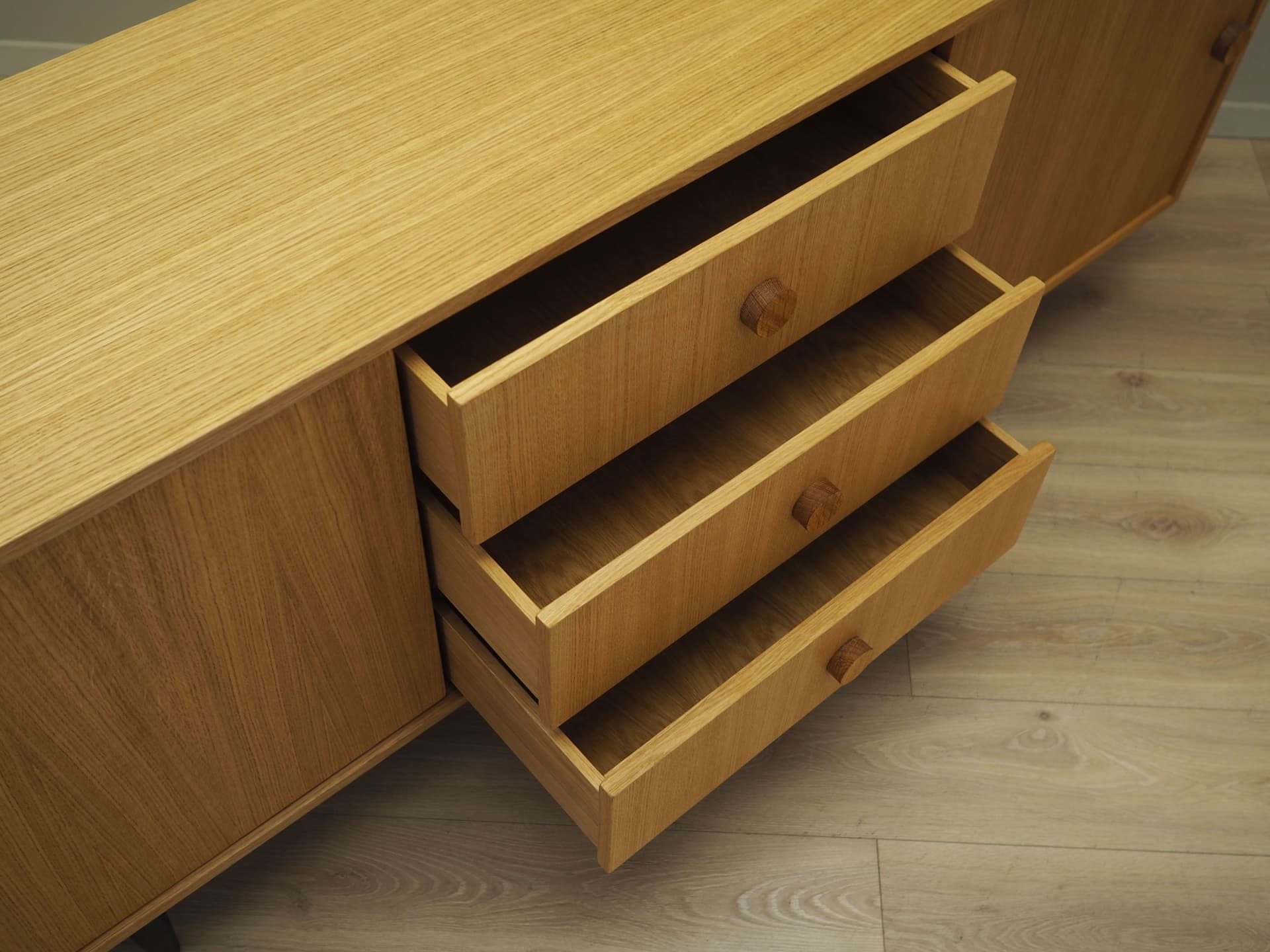 Sideboard skandynawski, dąb żółty, Dania, lata 90. - 77476