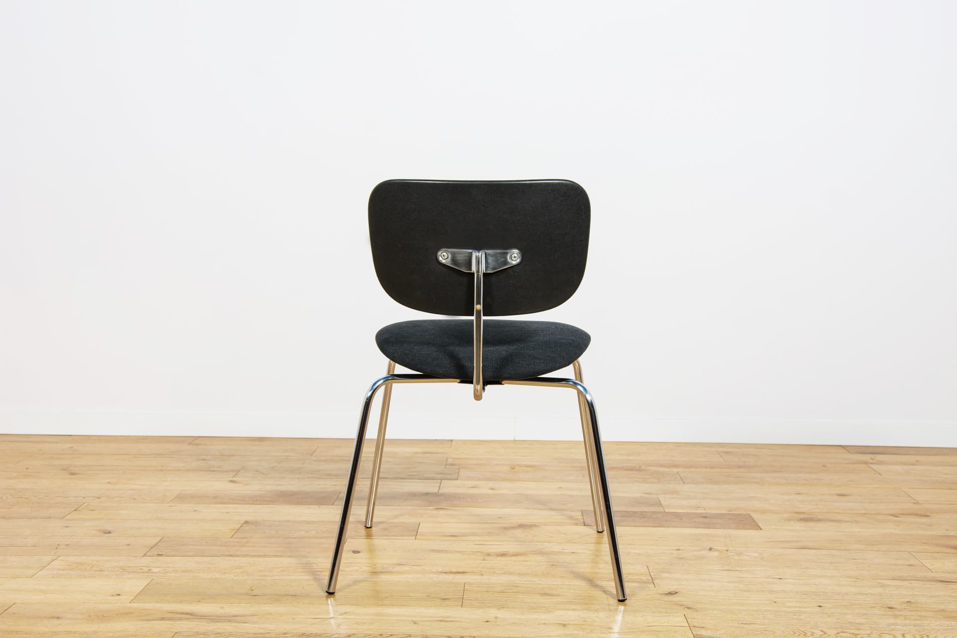 Set of Six Chairs SE 68, black synthetic fabric, chrome, by E. Eiermann, Wilde+Spieth, Germany, 1960s. - 230581