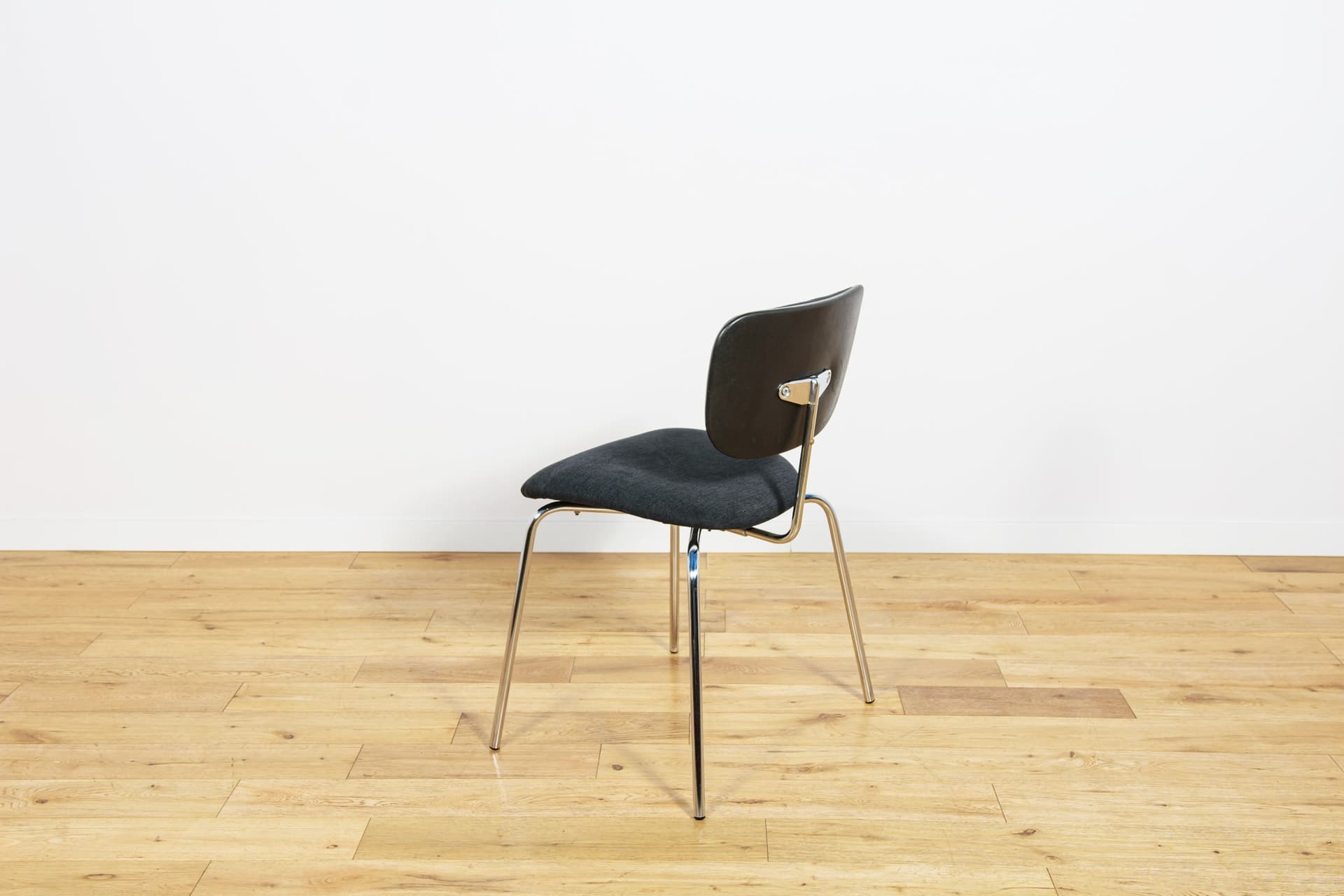 Set of Six Chairs SE 68, black synthetic fabric, chrome, by E. Eiermann, Wilde+Spieth, Germany, 1960s. - 230580