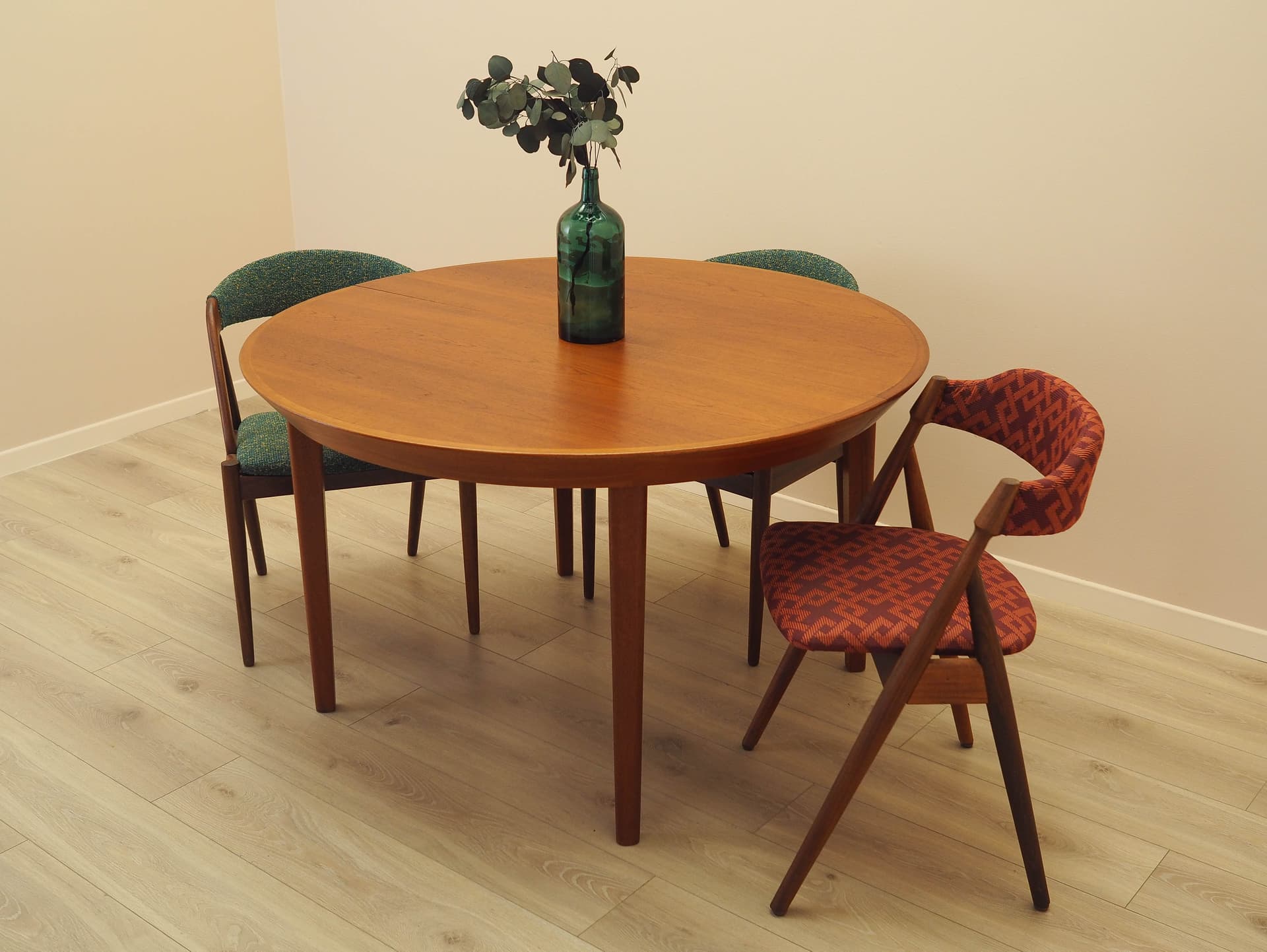 Round table, brown teak, by O. Hald, Denmark, 1960s. - 230633