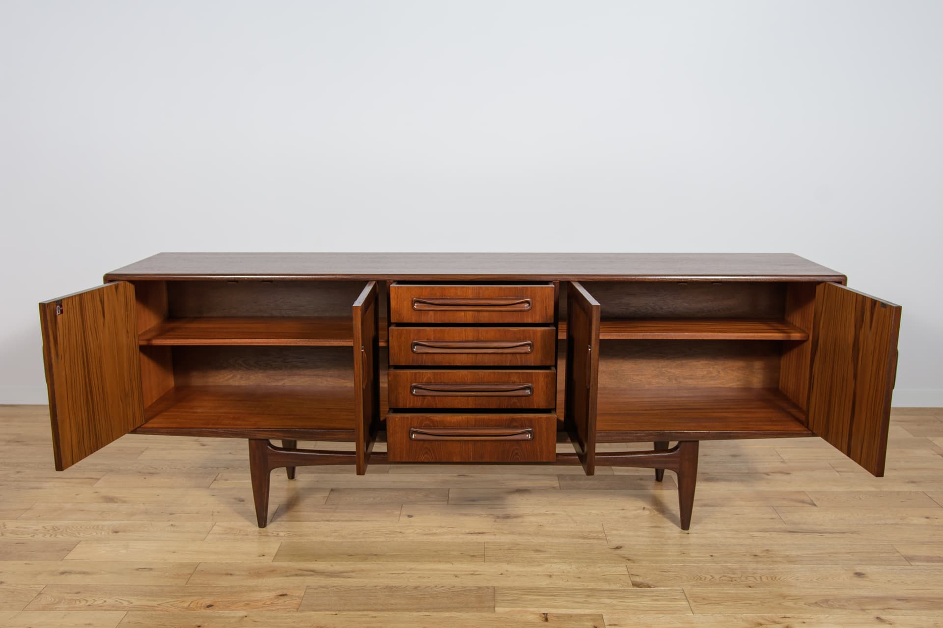 Sideboard, brown teak, by V. Wilkins, United Kingdom, 1960s. - 230702
