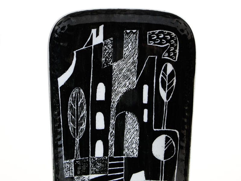 Patera Zamczysko, porcelana czarna, proj. T. Waligórska, Polska, lata 60. - 230783