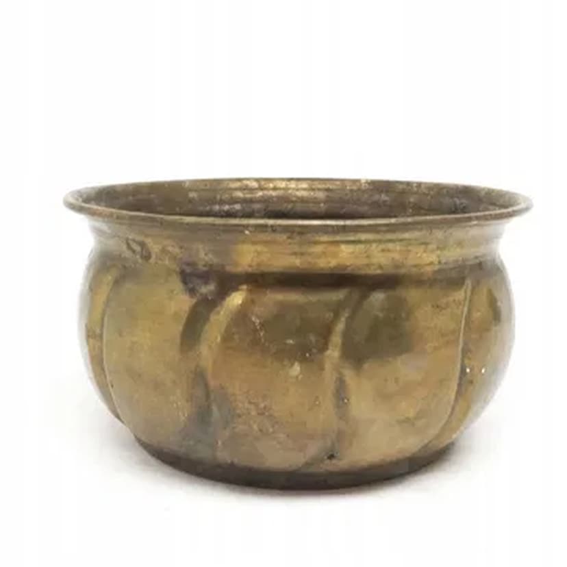 Art Deco planter cover, brass, Poland, 1970s.