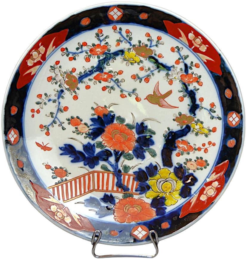 Plate Imari, multicolor porcelain, Japan, 19th c.