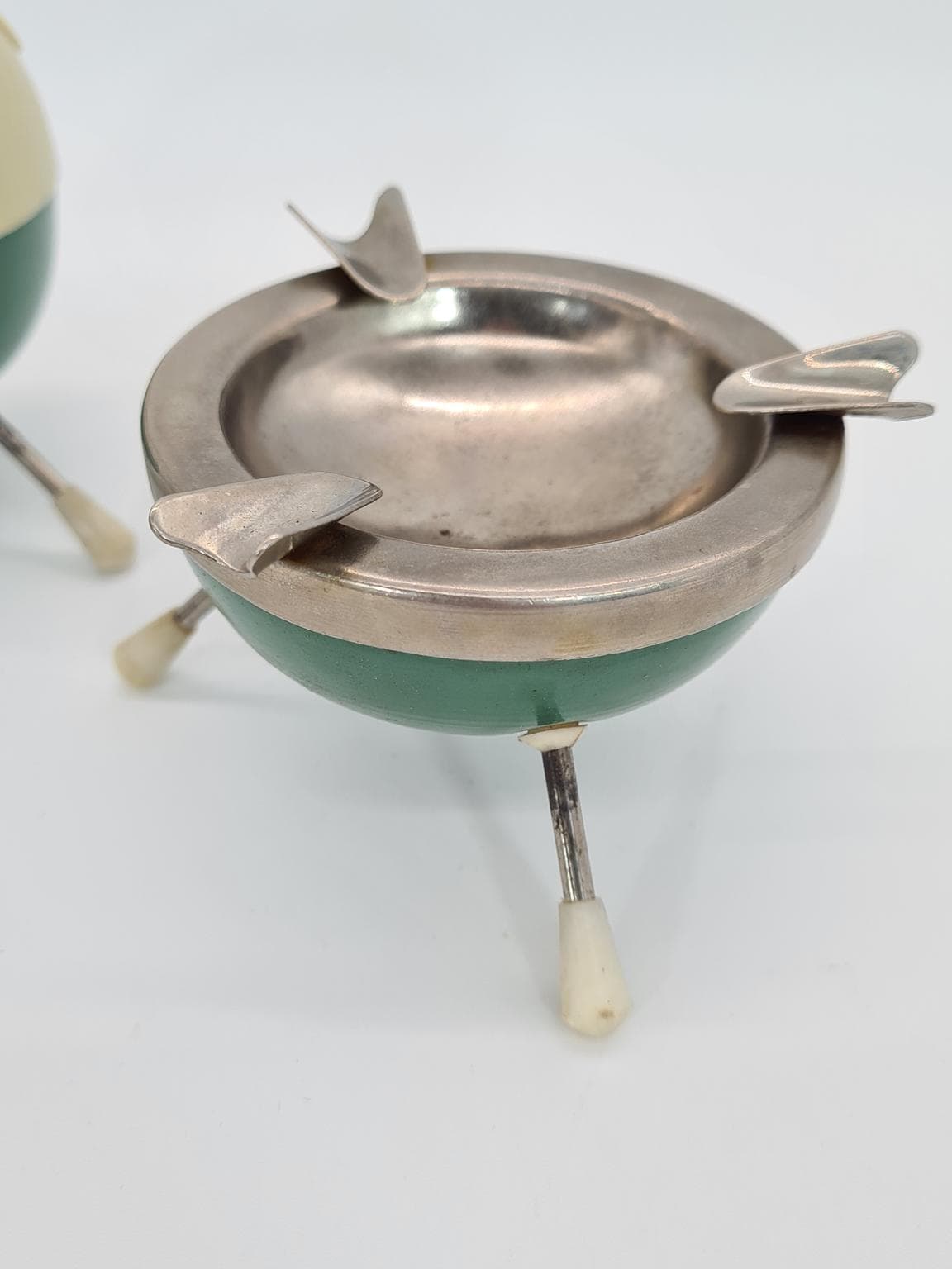 Trzyczęściowy zestaw dla palaczy, zielony, metal, tworzywo, Niemcy/Czechosłowacja, lata 50. - 231439