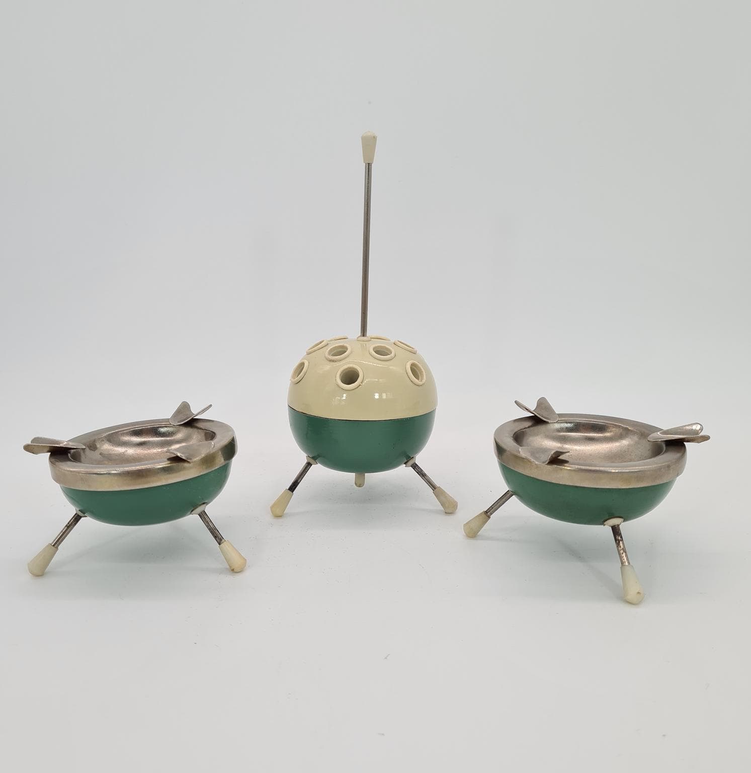 Trzyczęściowy zestaw dla palaczy, zielony, metal, tworzywo, Niemcy/Czechosłowacja, lata 50. - 231434