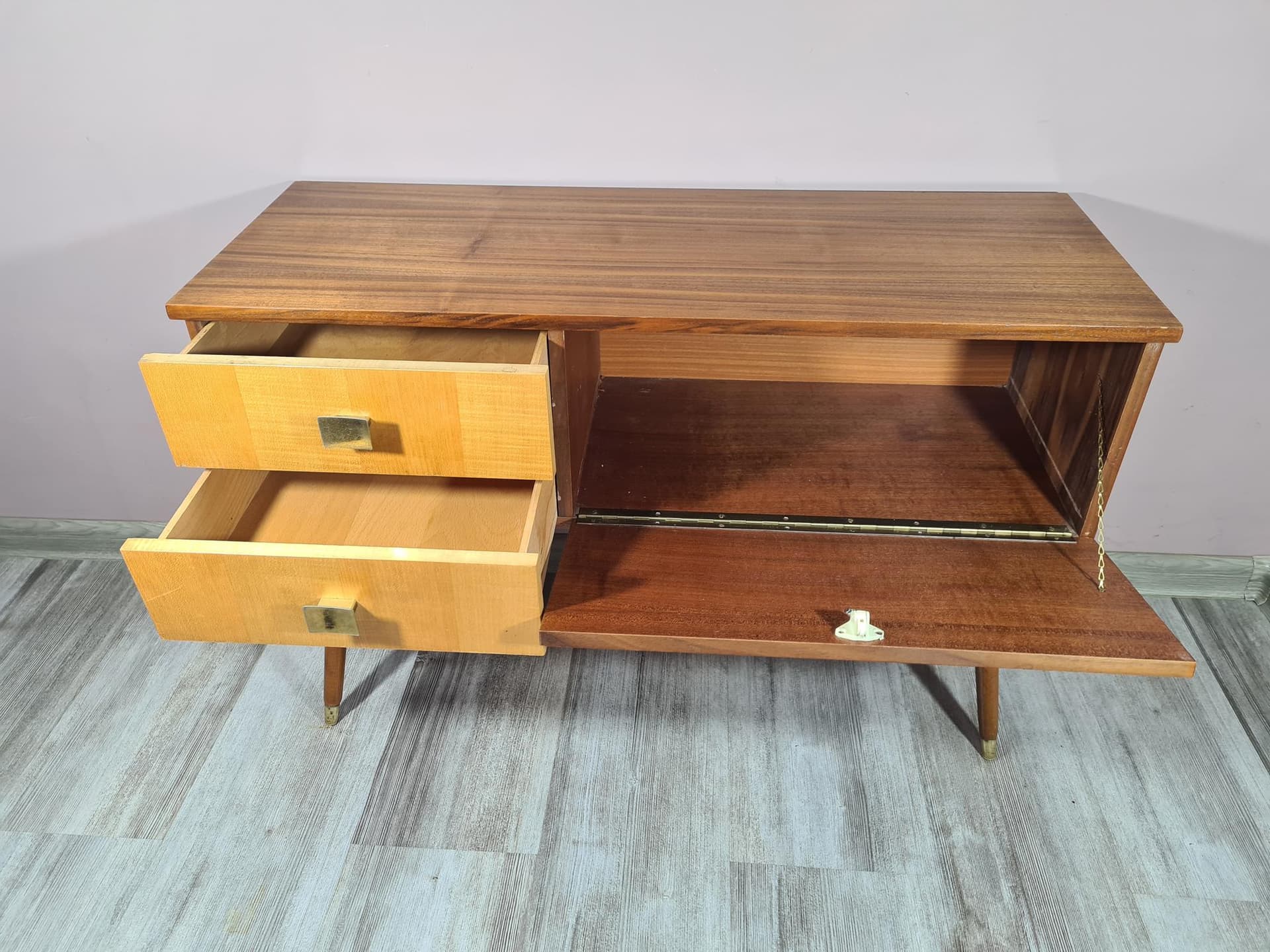 Komoda modernistyczna, brązowy, drewno, lata 60. - 231522