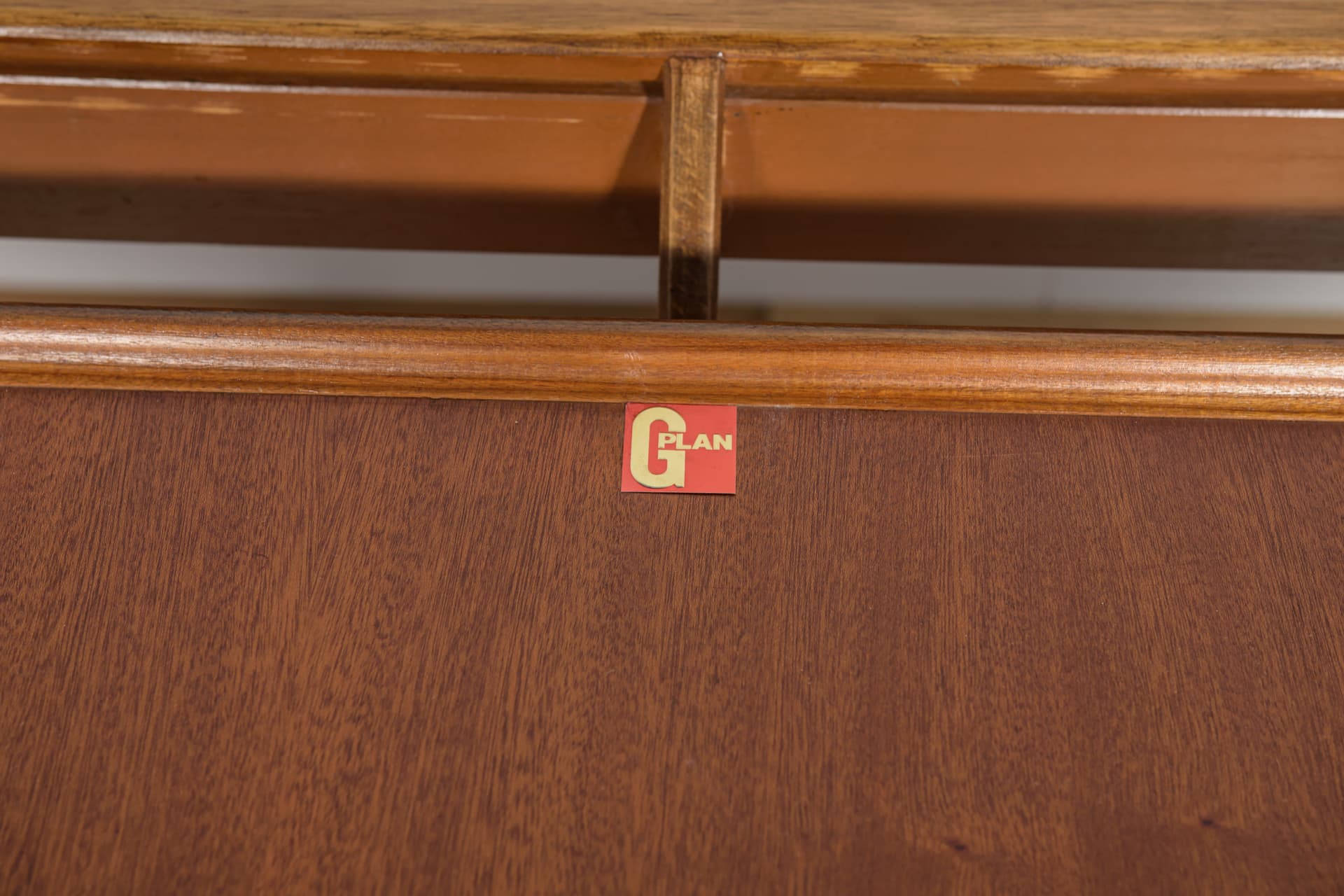 Stół okrągły rozkładany, teak brązowy, G-Plan, Wielka Brytania, lata 60. - 231942