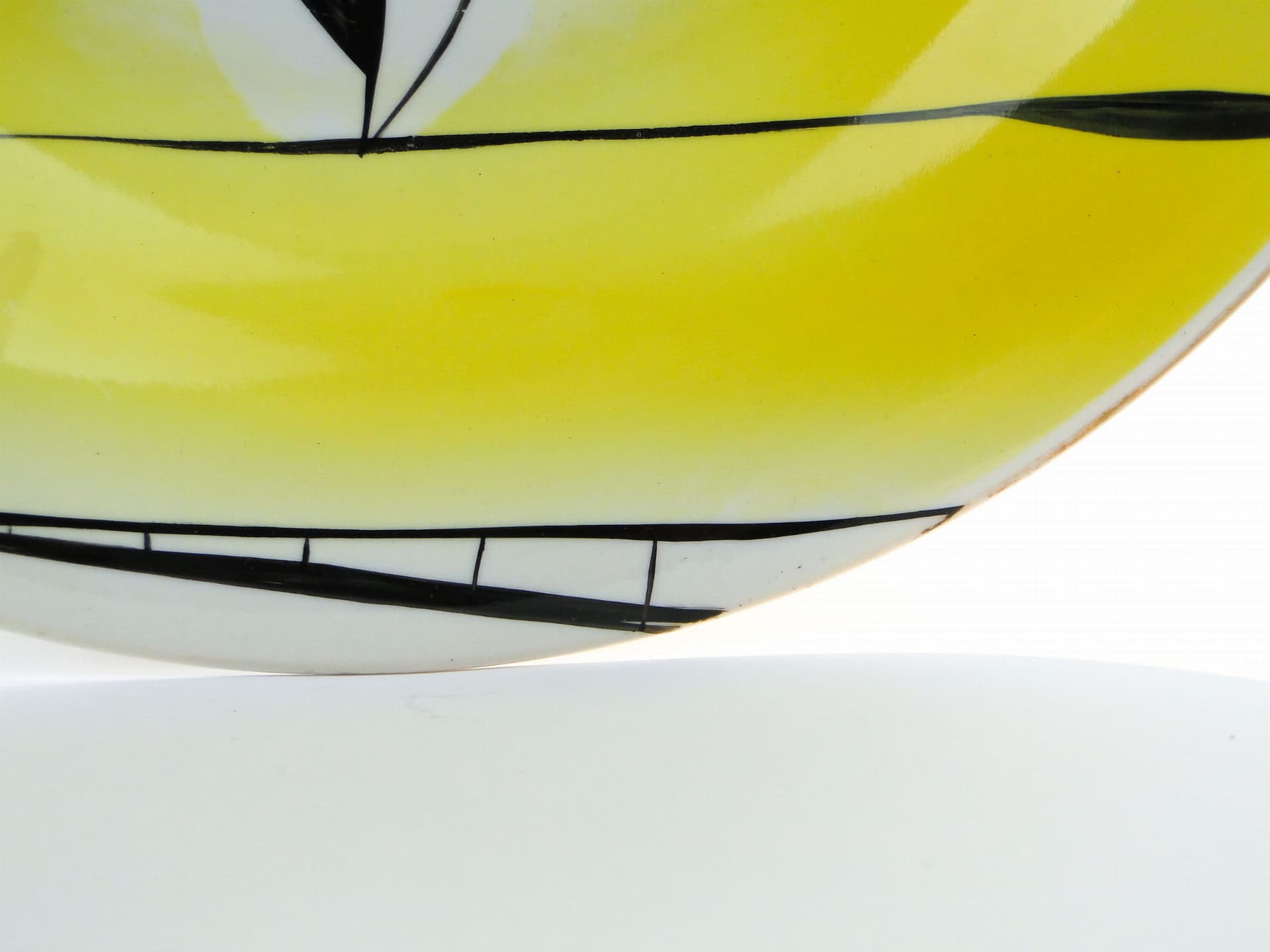 Patera dekoracyjna, porcelana żółta, Polska, lata 40. - 232103