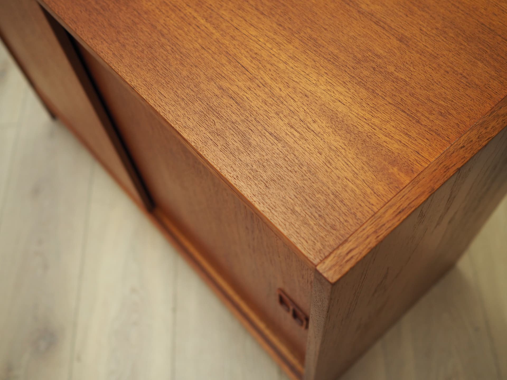 Szafka, mid-century modern, pomarańczowy, teak, Dania, lata 60. - 77523