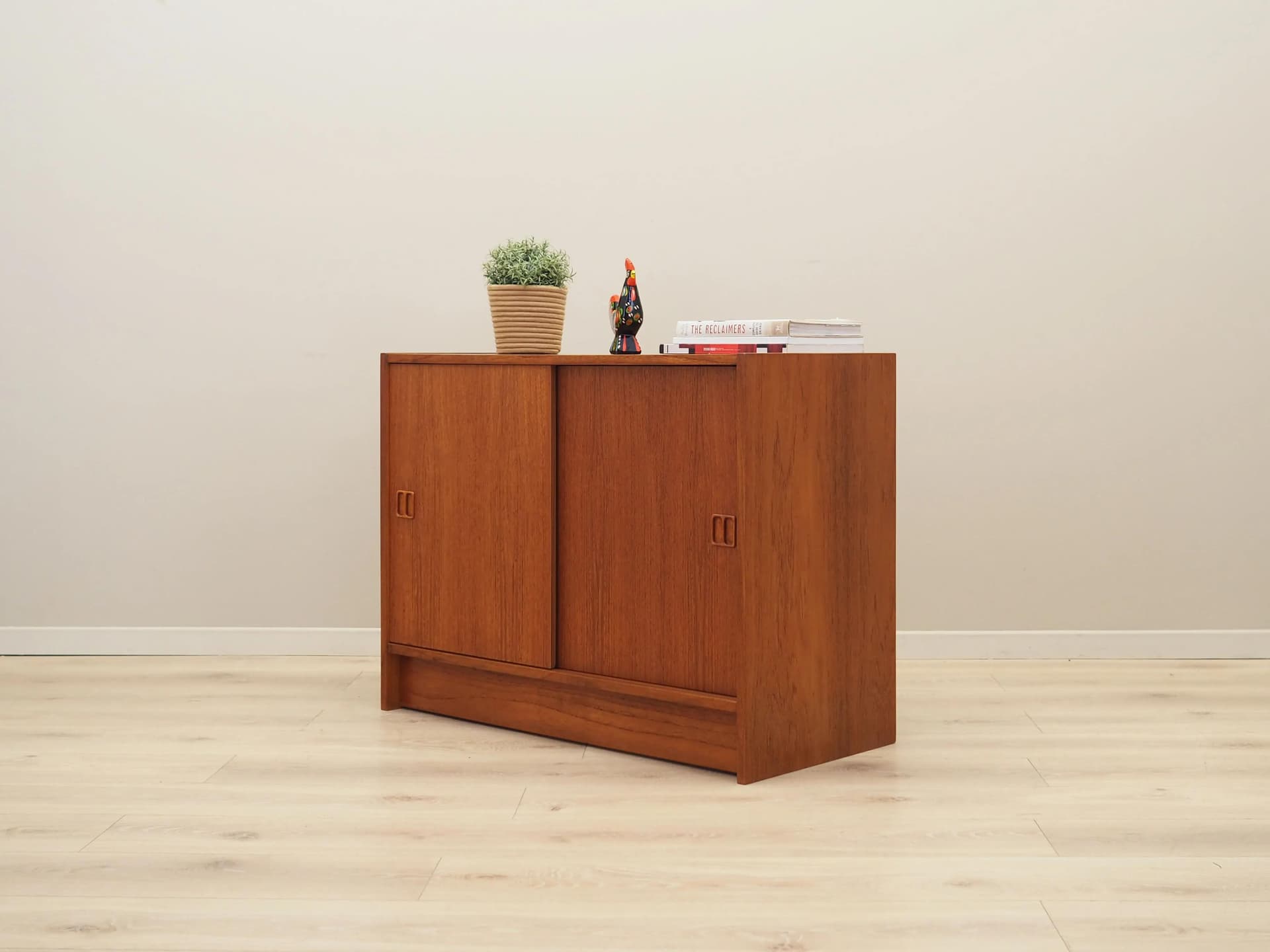 Szafka, mid-century modern, pomarańczowy, teak, Dania, lata 60. - 17447