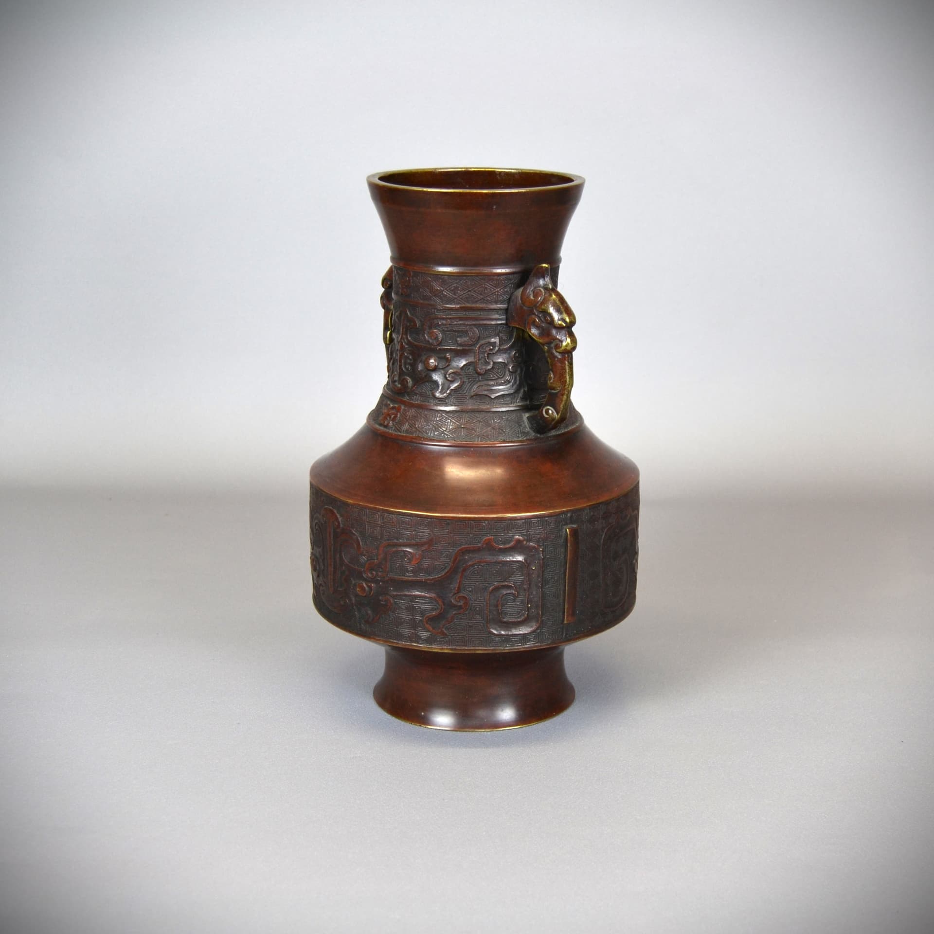 Waza, brąz ciemnobrązowy, Chiny, XIX w. - 79351