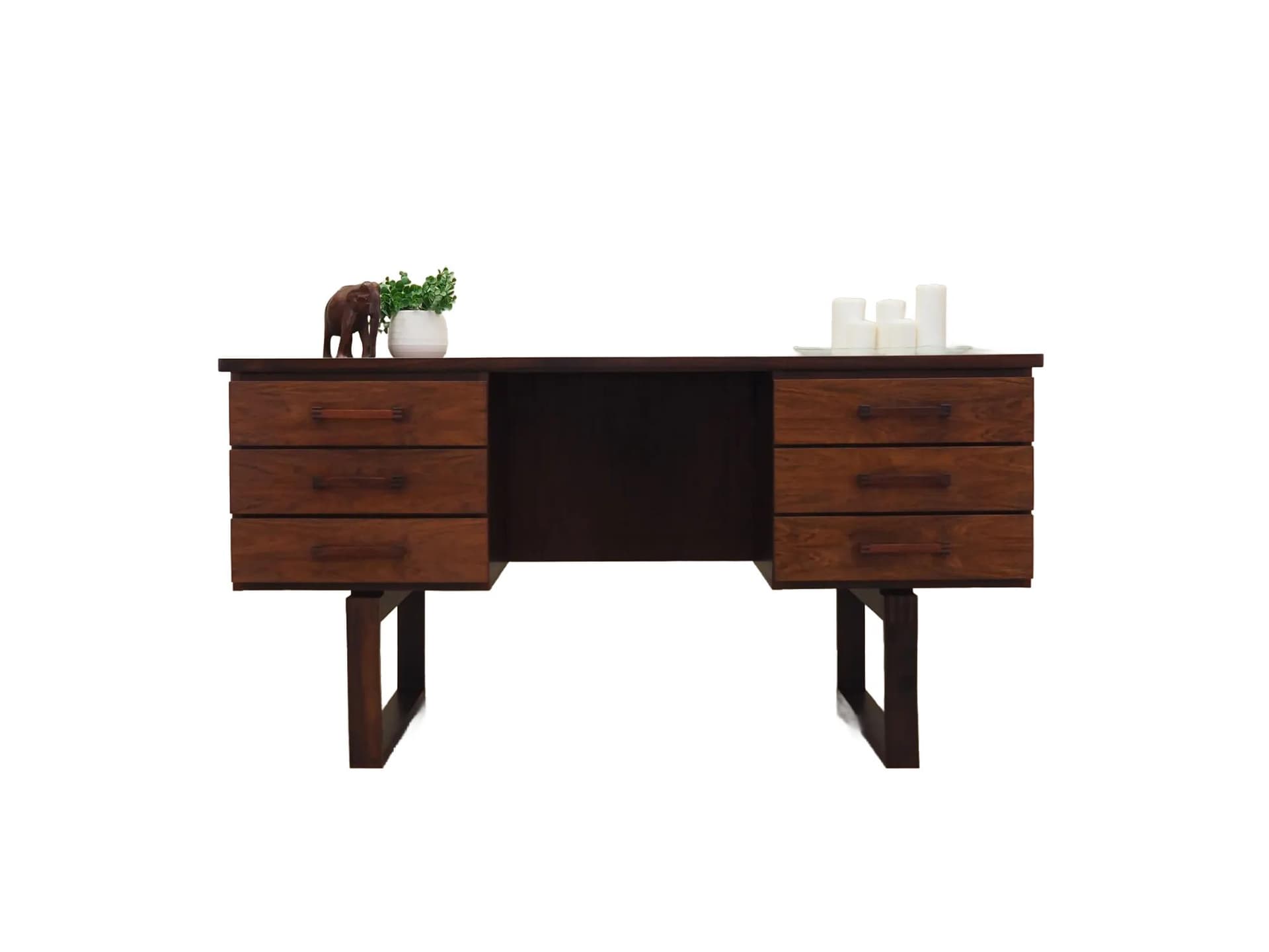 Desk, brown rosewood, by T. Valeur & H. Jensen, Dyrlund, Denmark, 1960s.