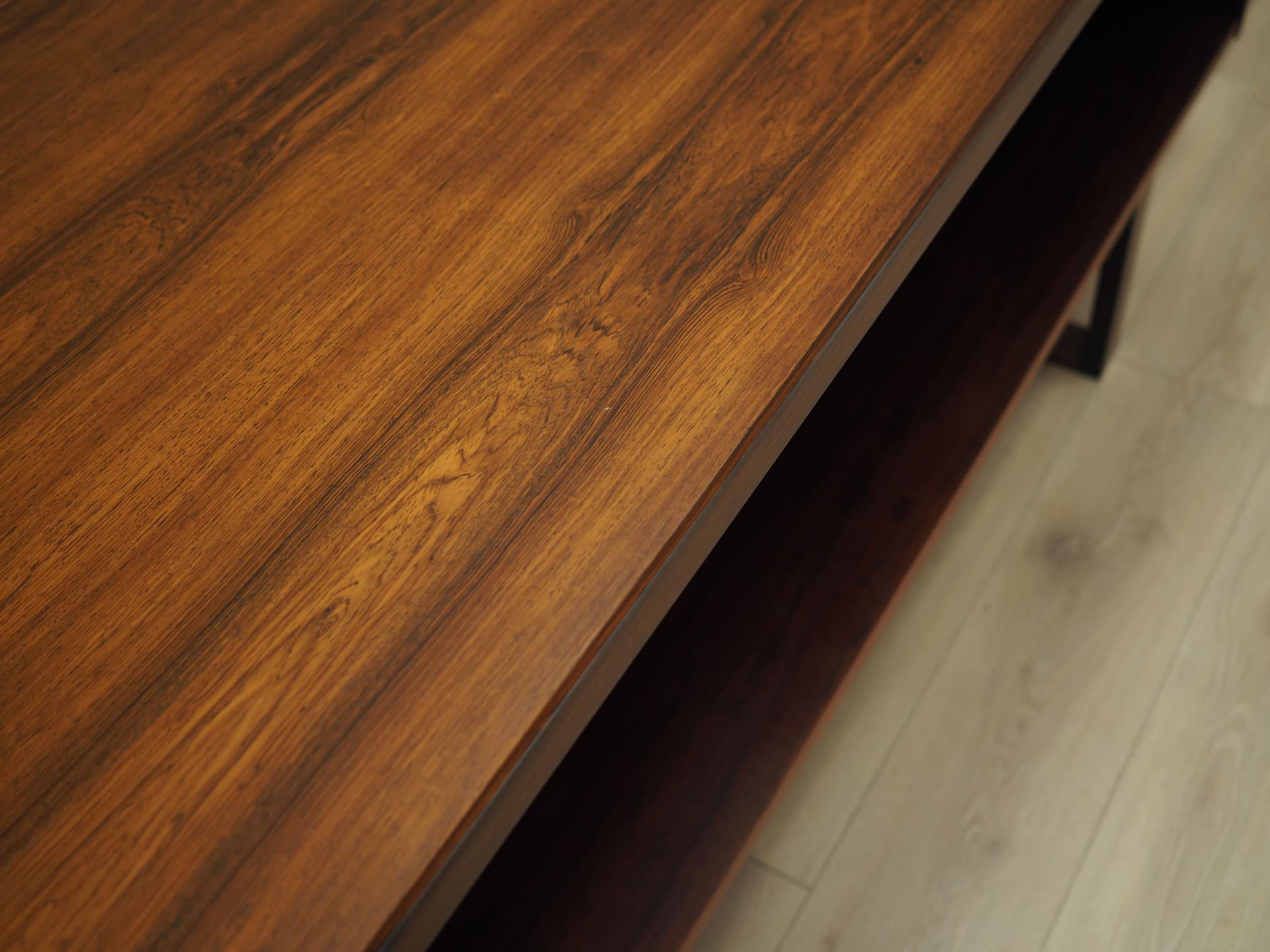 Desk, brown rosewood, by T. Valeur & H. Jensen, Dyrlund, Denmark, 1960s. - 77567