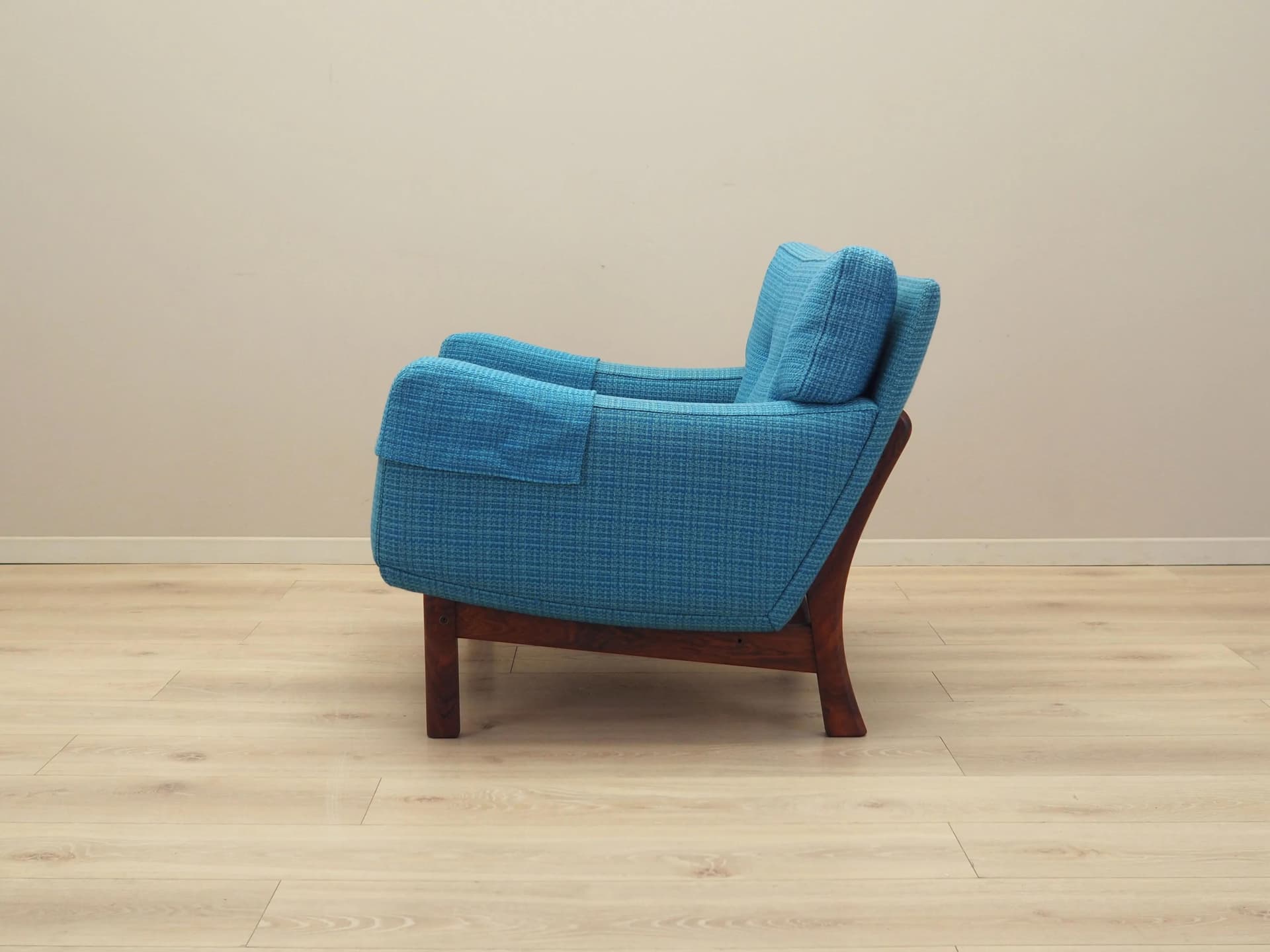 Lounge chair, turquoise, rosewood, Denmark, 1960s. - 17304