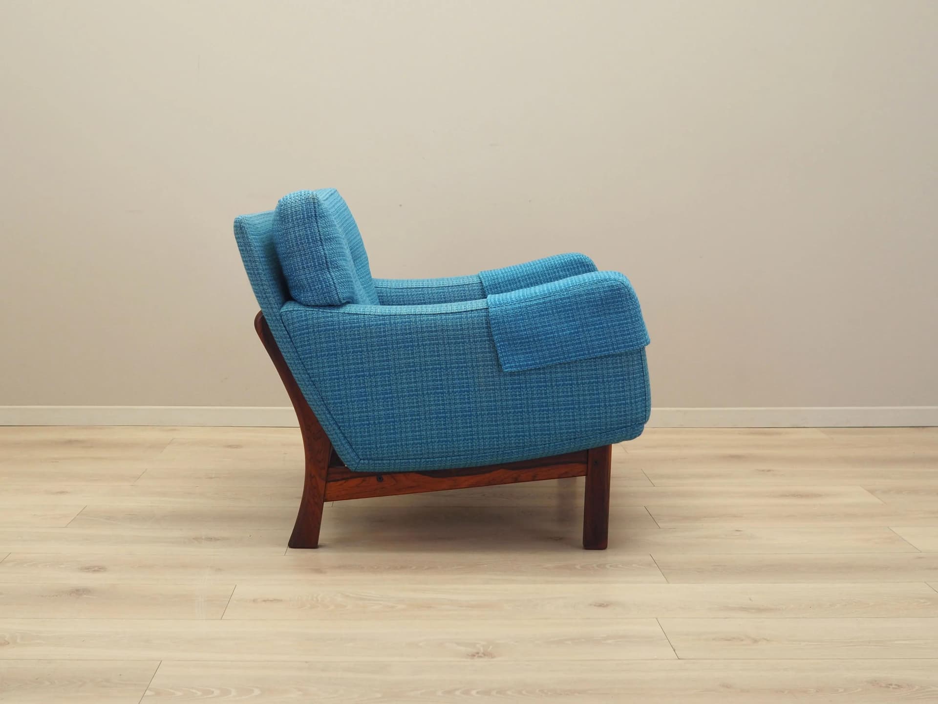 Lounge chair, turquoise, rosewood, Denmark, 1960s. - 17308