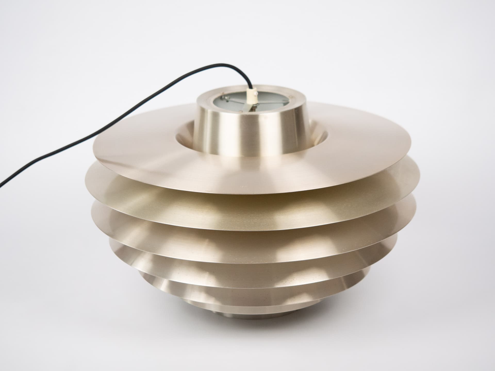 Lampa wisząca Verona, złoty, aluminium, proj. S. Middelboe, Lyfa, Dania, lata 60. - 239886
