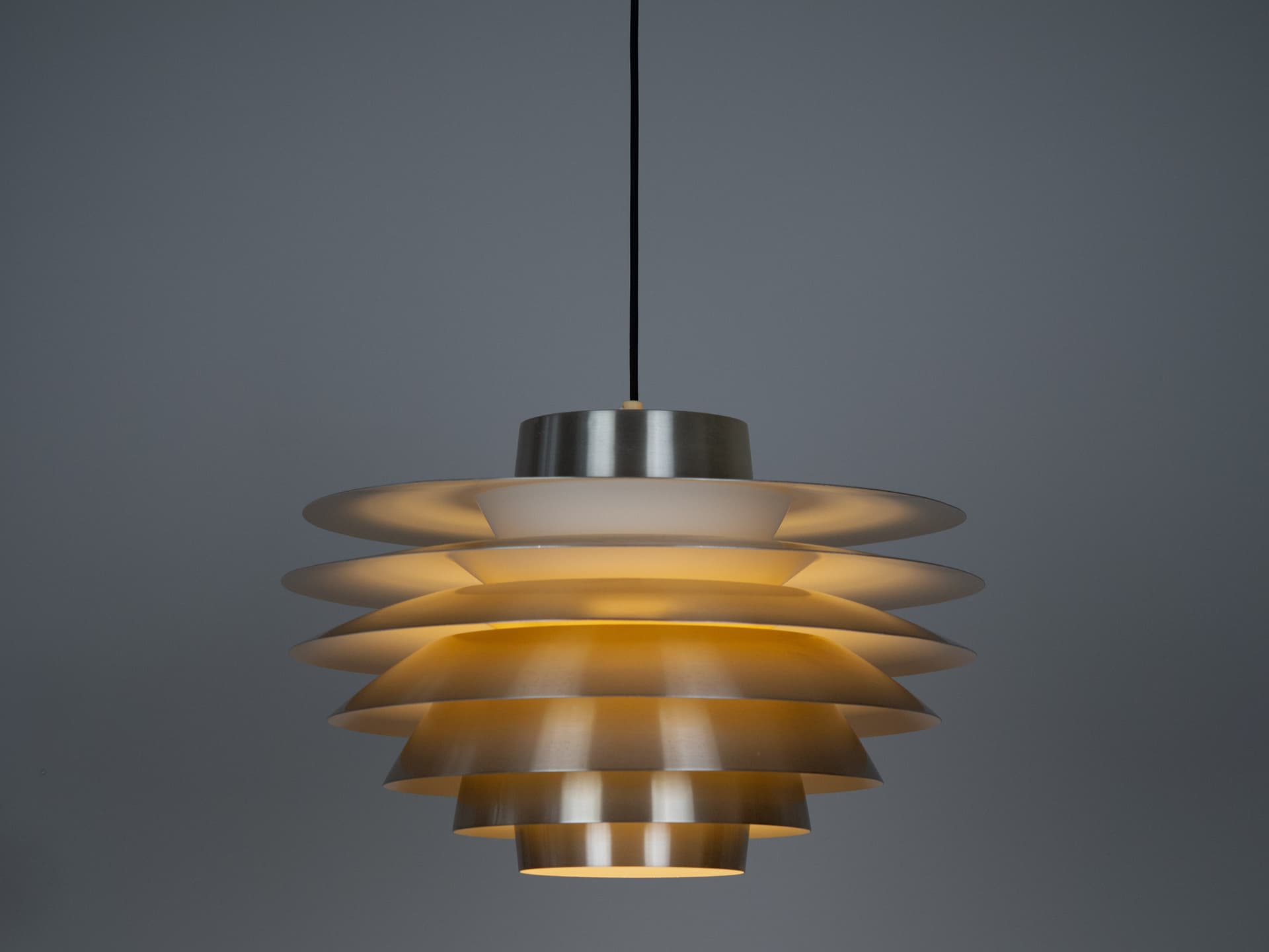 Lampa wisząca Verona, złoty, aluminium, proj. S. Middelboe, Lyfa, Dania, lata 60. - 239889
