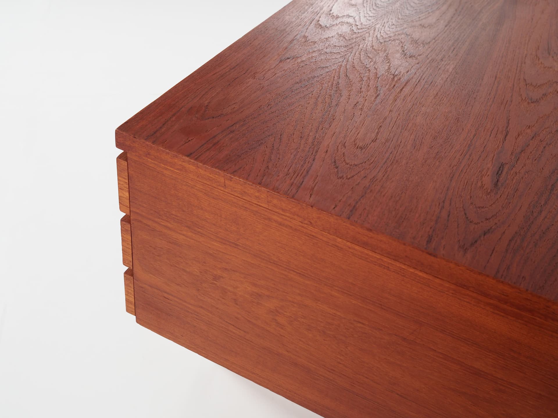 Desk, orange teak, Eigil Petersens Møbelfabrik, Denmark, 1970s. - 77459