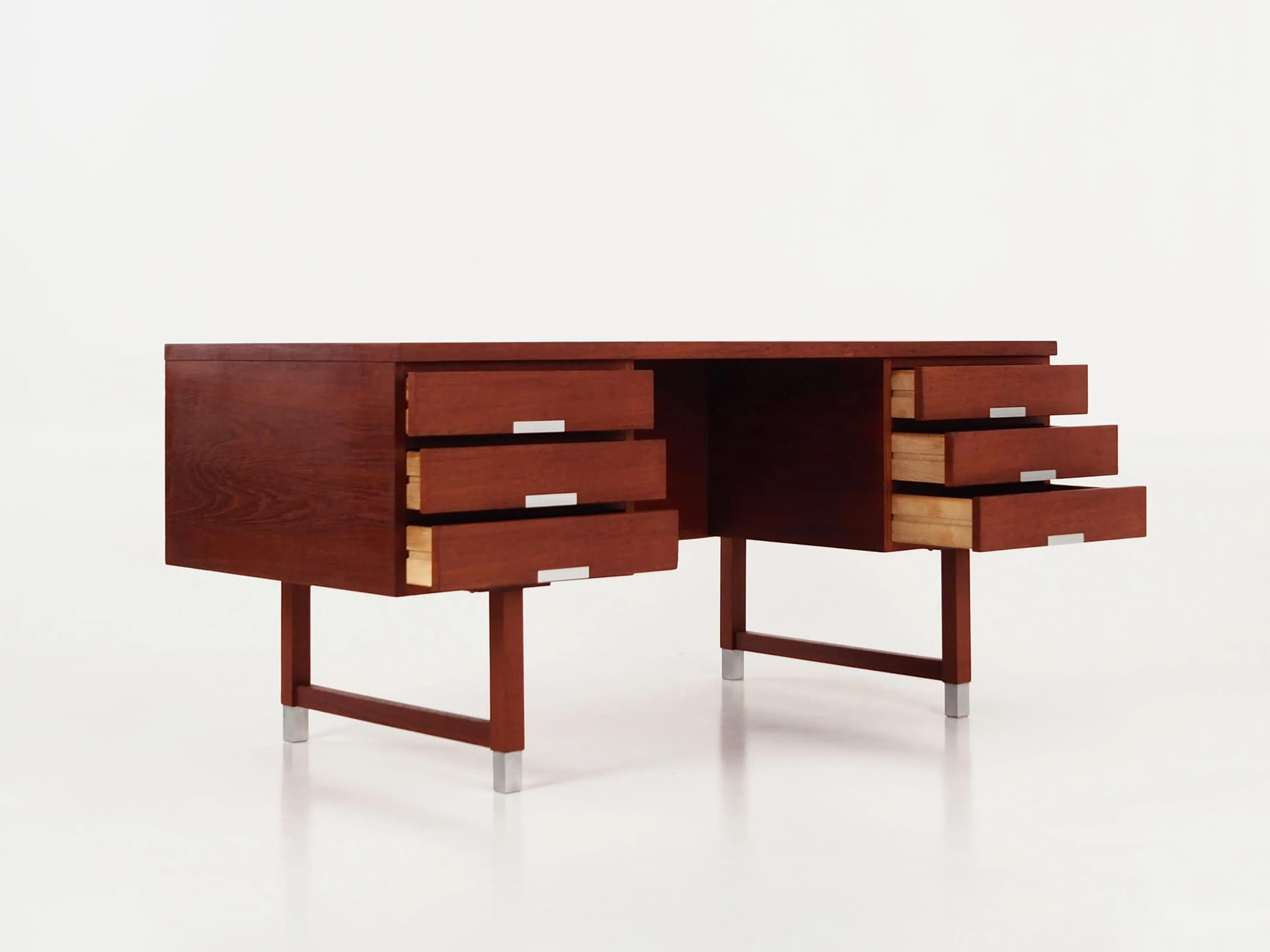 Desk, orange teak, Eigil Petersens Møbelfabrik, Denmark, 1970s. - 17254