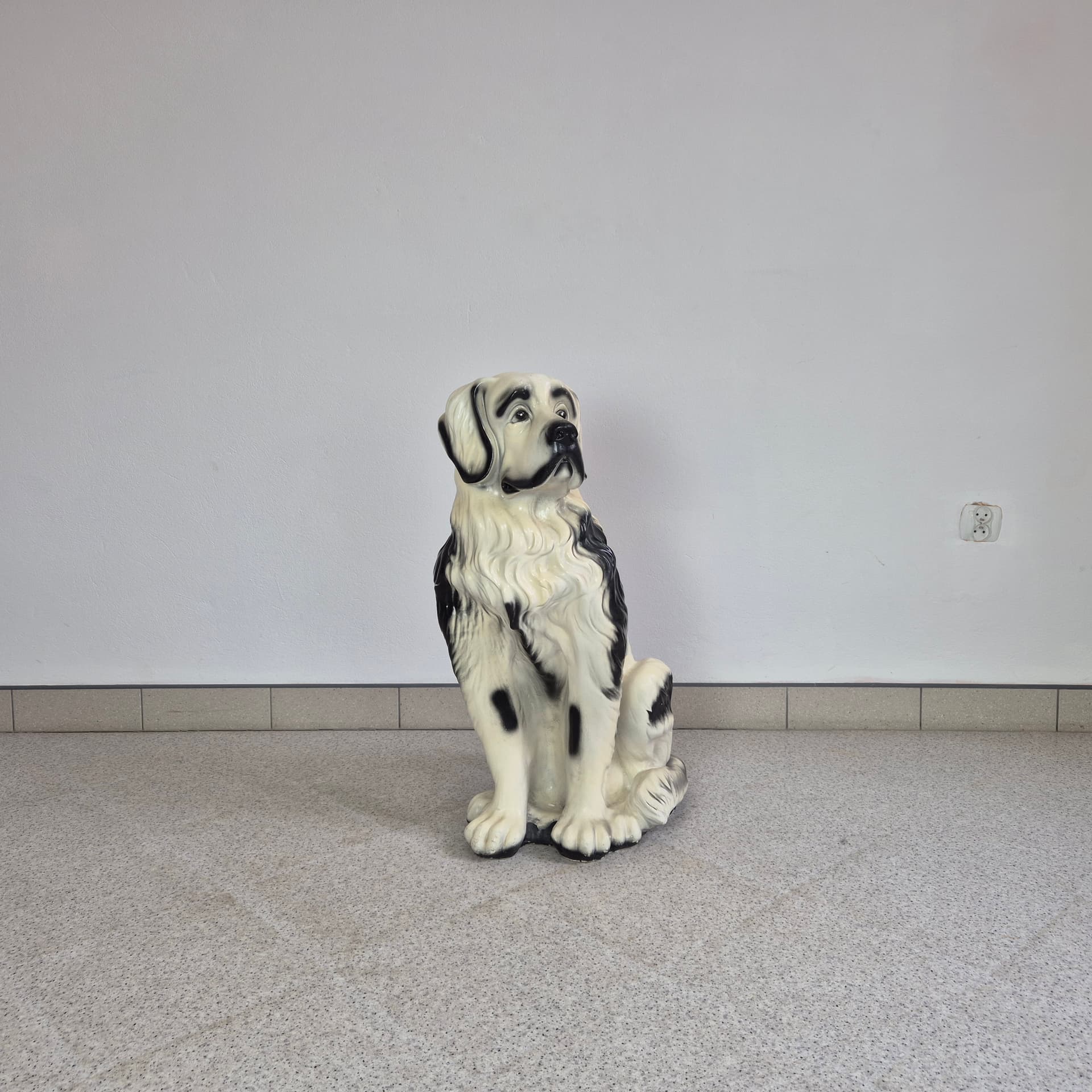 Figura bernardyna, ceramika beżowa, Niemcy, lata 60. - 240087