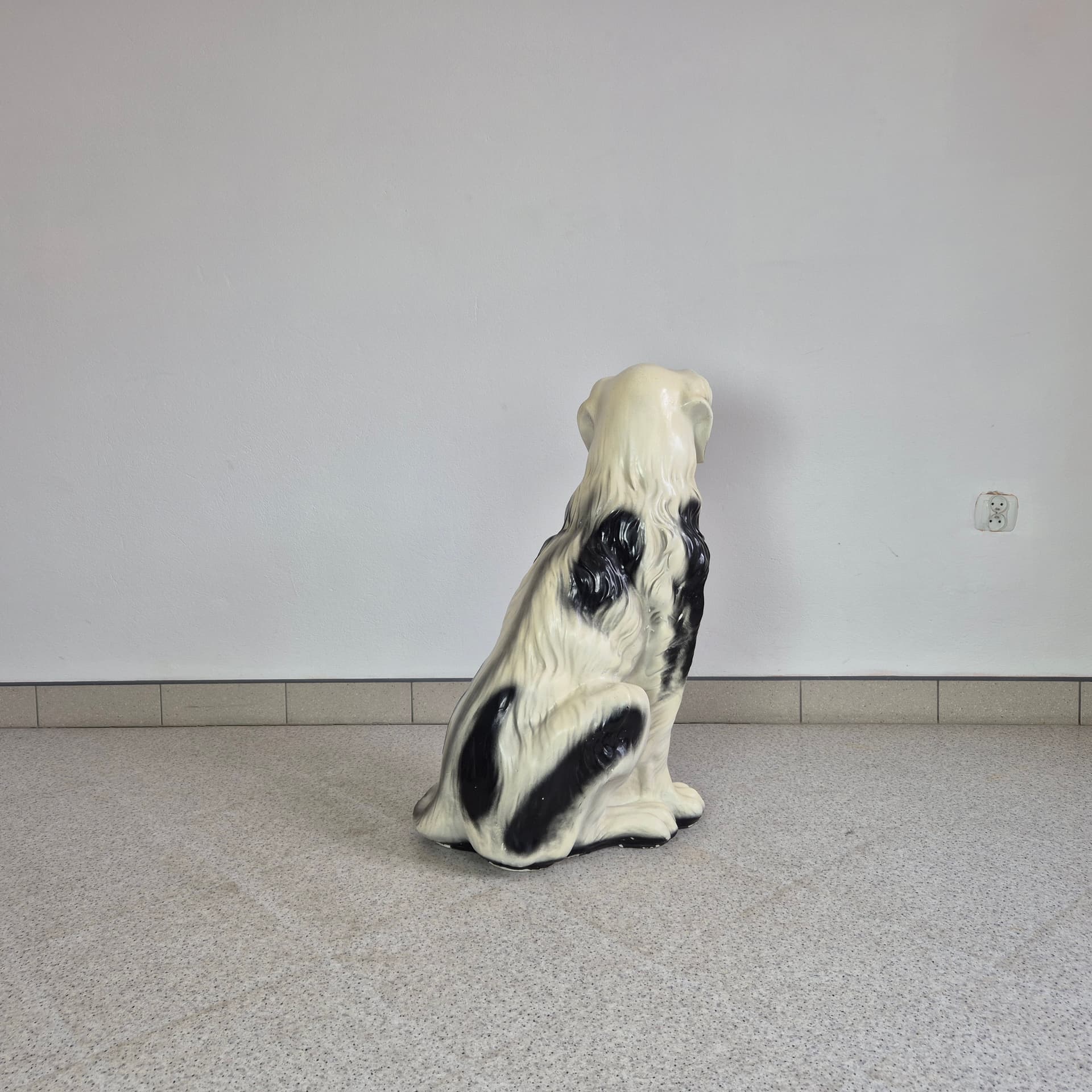 Figura bernardyna, ceramika beżowa, Niemcy, lata 60. - 240083