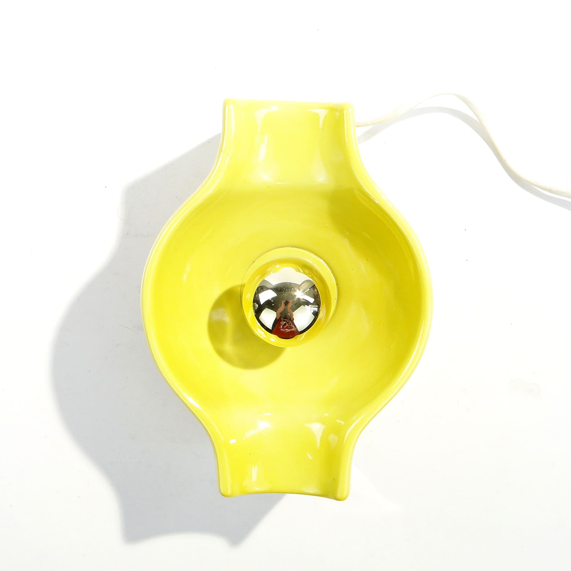 Kinkiet, ceramika żółta, proj. A. Sadulski, Polska, lata 70. - 1763