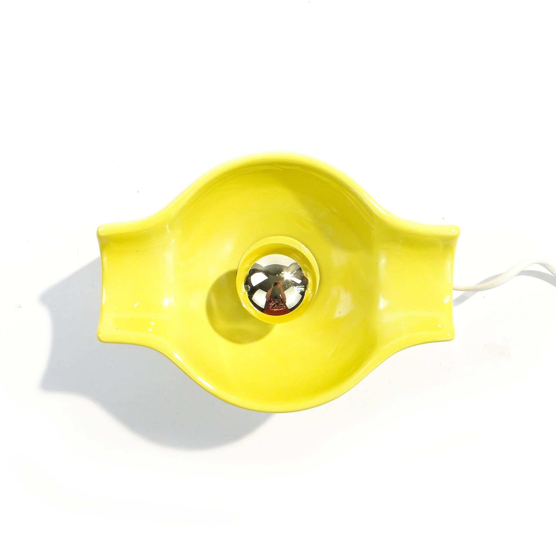 Kinkiet, ceramika żółta, proj. A. Sadulski, Polska, lata 70. - 1760