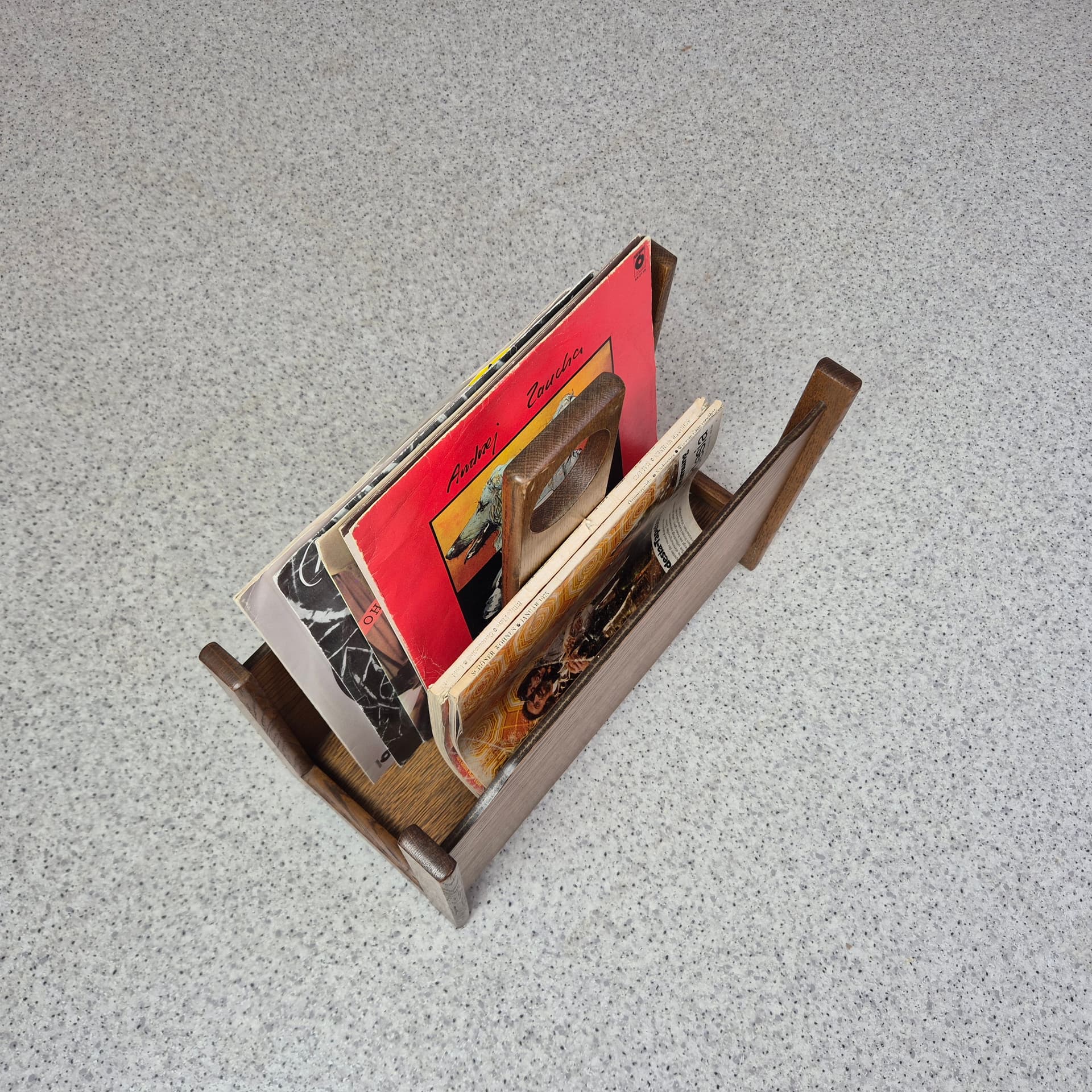 Gazetnik, dąb brązowy, Niemcy, lata 60. - 241039