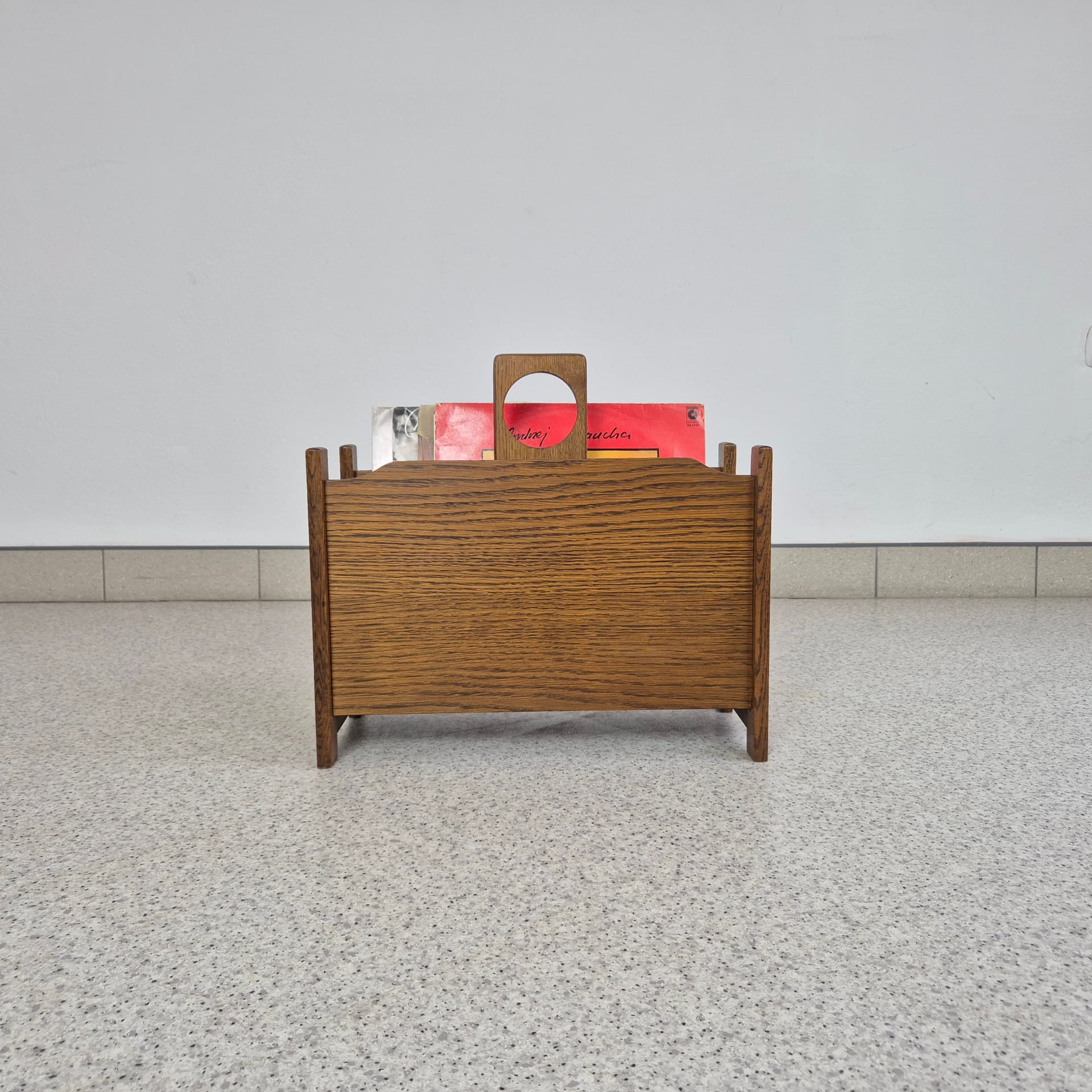 Gazetnik, dąb brązowy, Niemcy, lata 60. - 241037