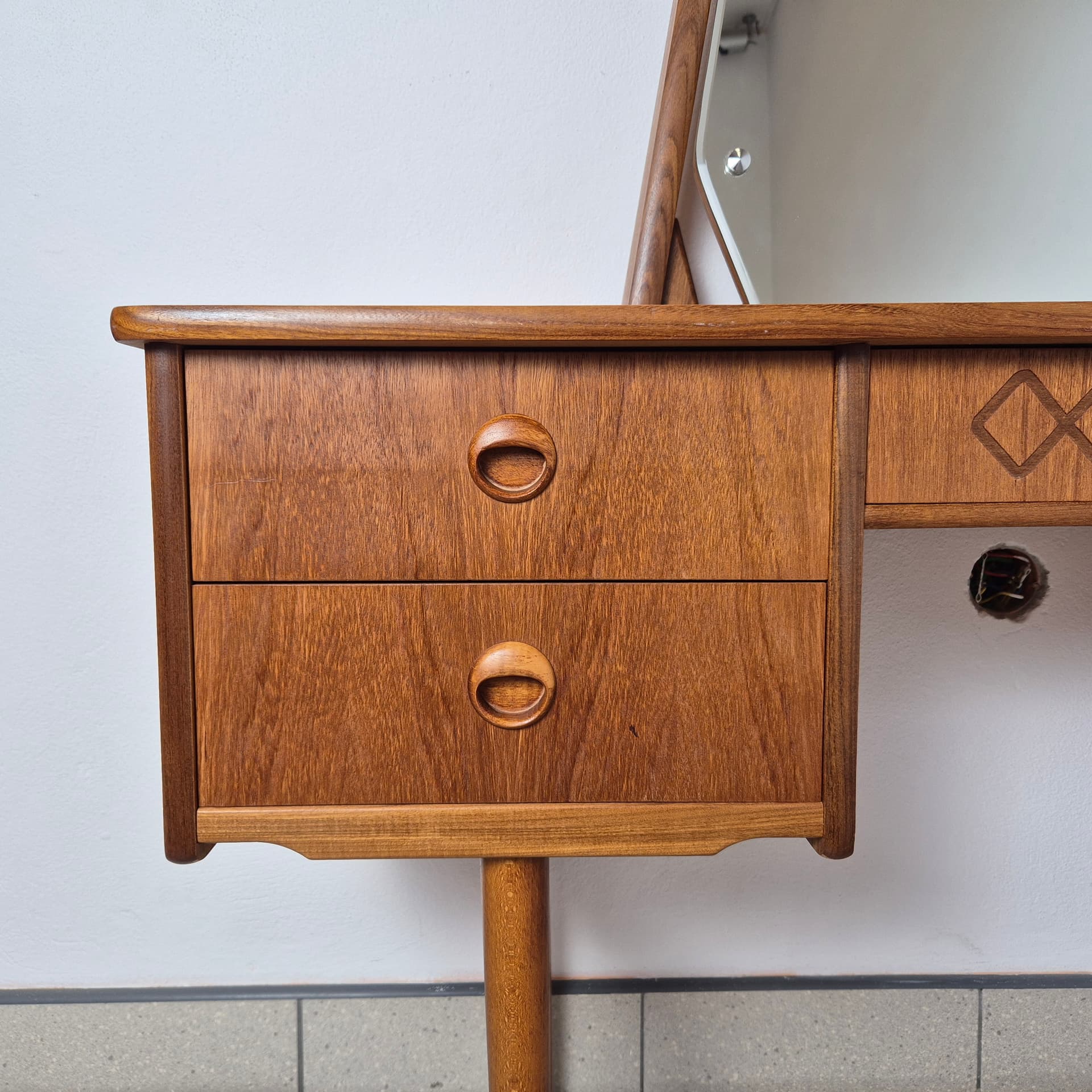 Toaletka, teak brązowy, Norwegia, lata 60. - 241148