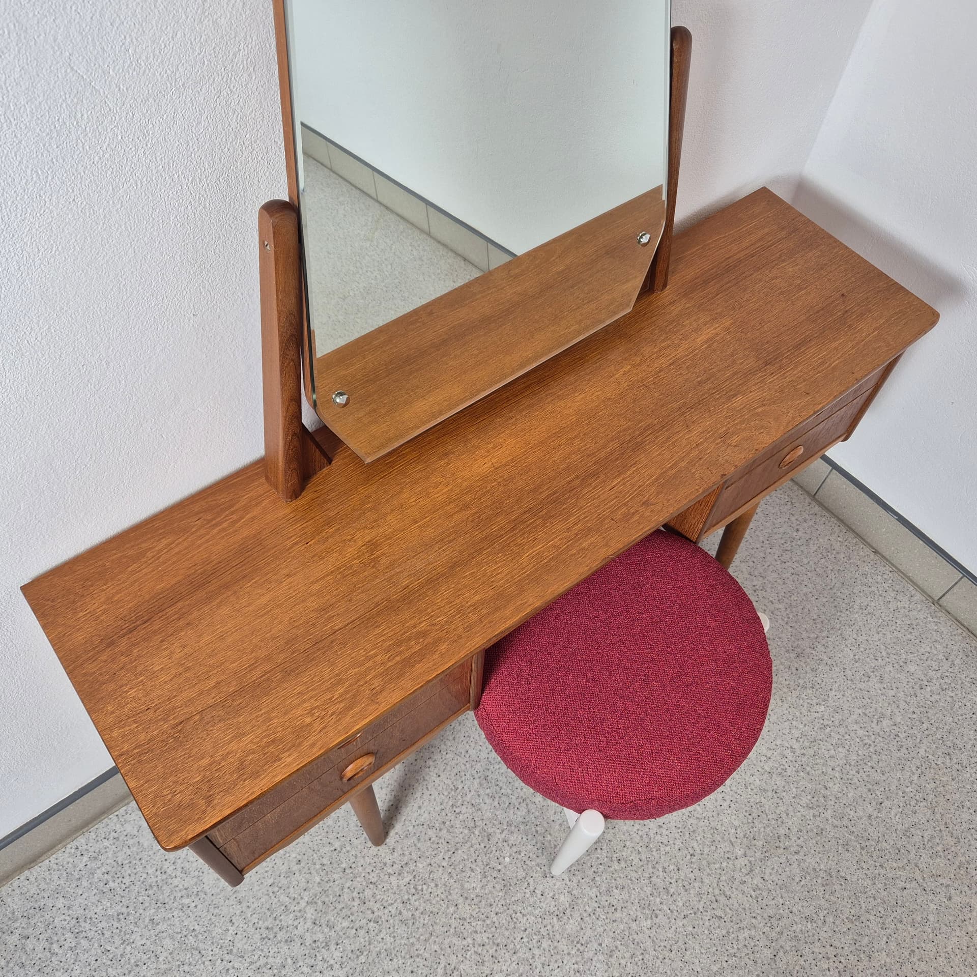 Toaletka, teak brązowy, Norwegia, lata 60. - 241155