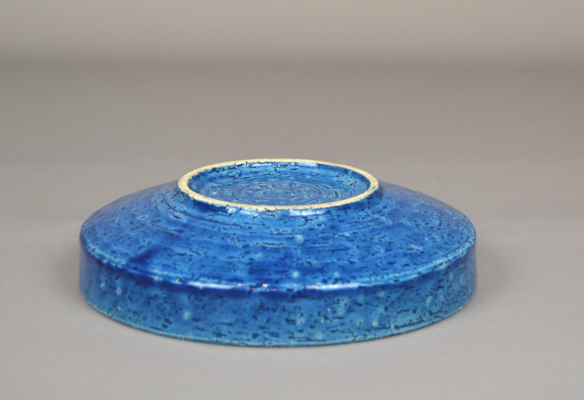 Bowl Rimini Blu, blue ceramics, by A. Londi, Bitossi, Italy, 1960s. - 77