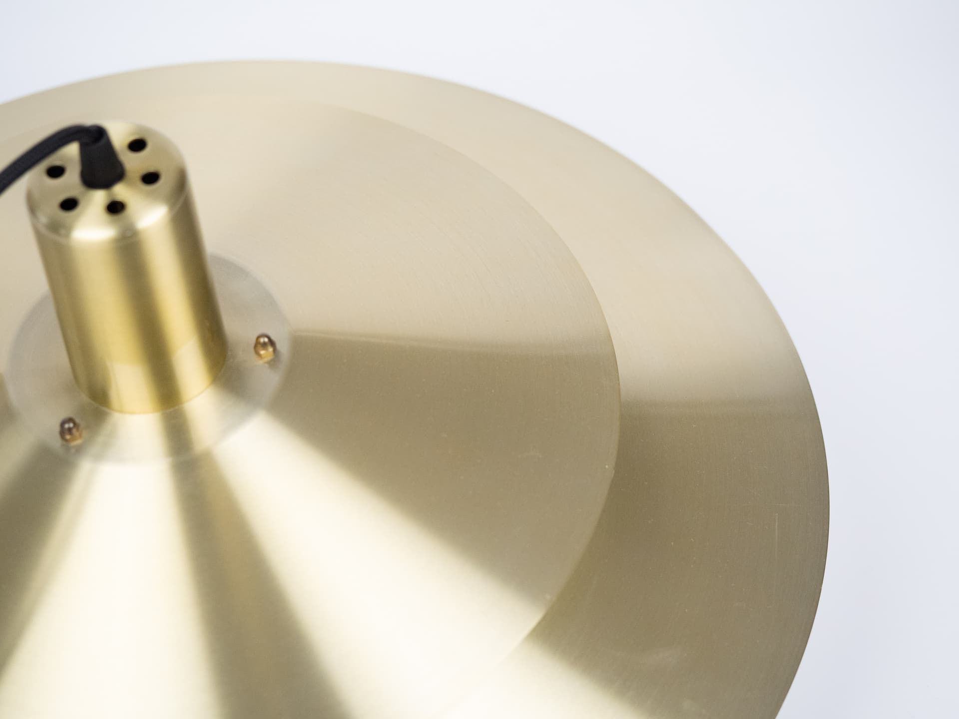 Lampa wisząca Verona, złoty metal, proj. K. Wiborg, Jeka, Dania, lata 70. - 242145