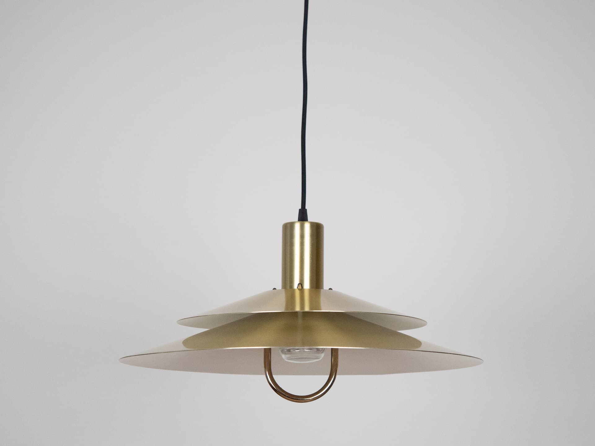 Lampa wisząca Verona, złoty metal, proj. K. Wiborg, Jeka, Dania, lata 70. - 242141