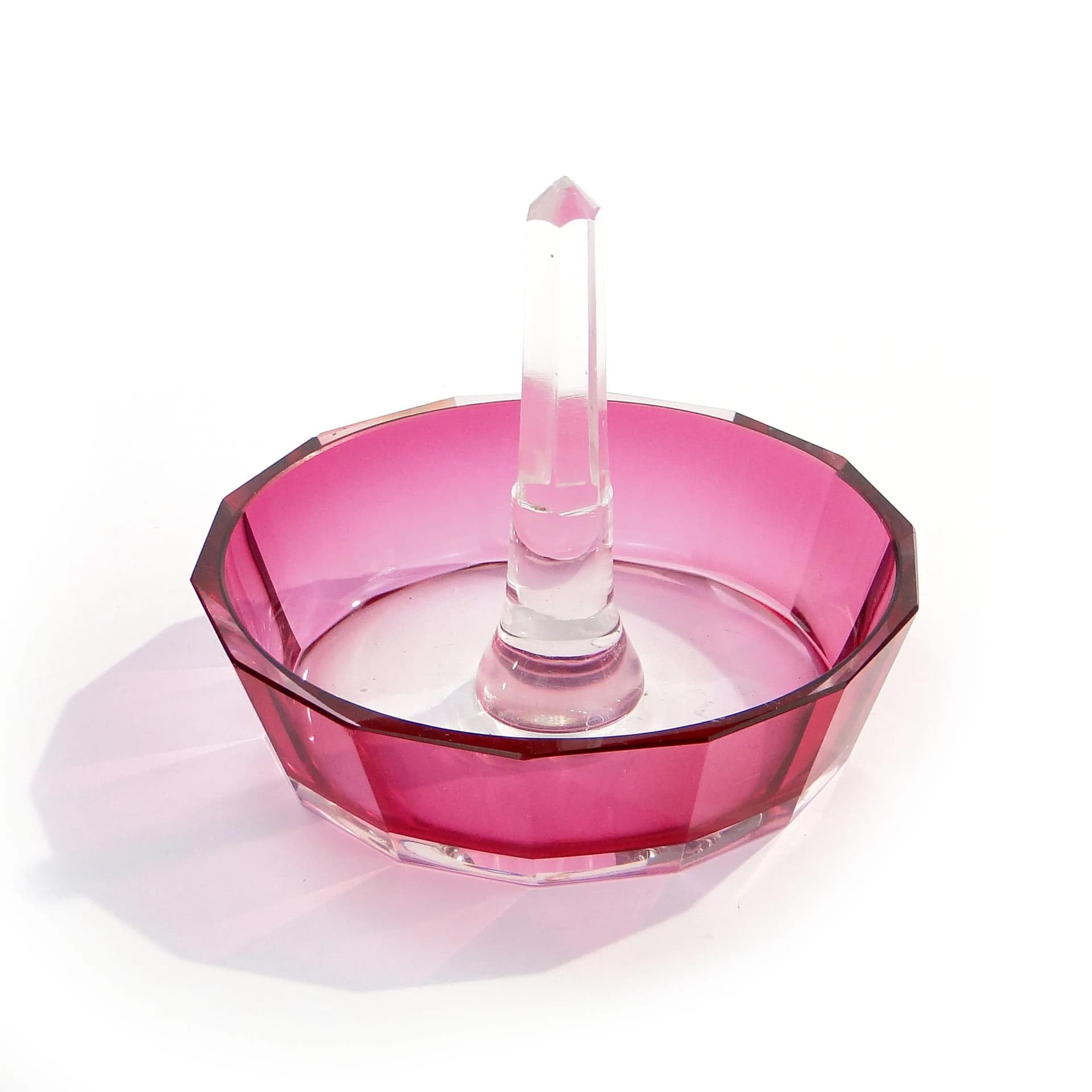 Ring Holder, pink crystal, Baccarat, France, early 20th c. - 17929