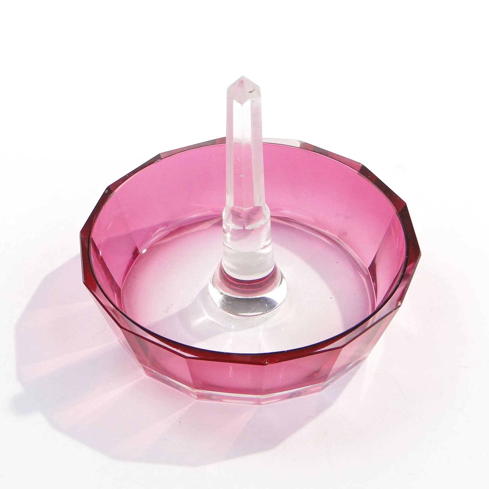 Ring Holder, pink crystal, Baccarat, France, early 20th c. - 17932