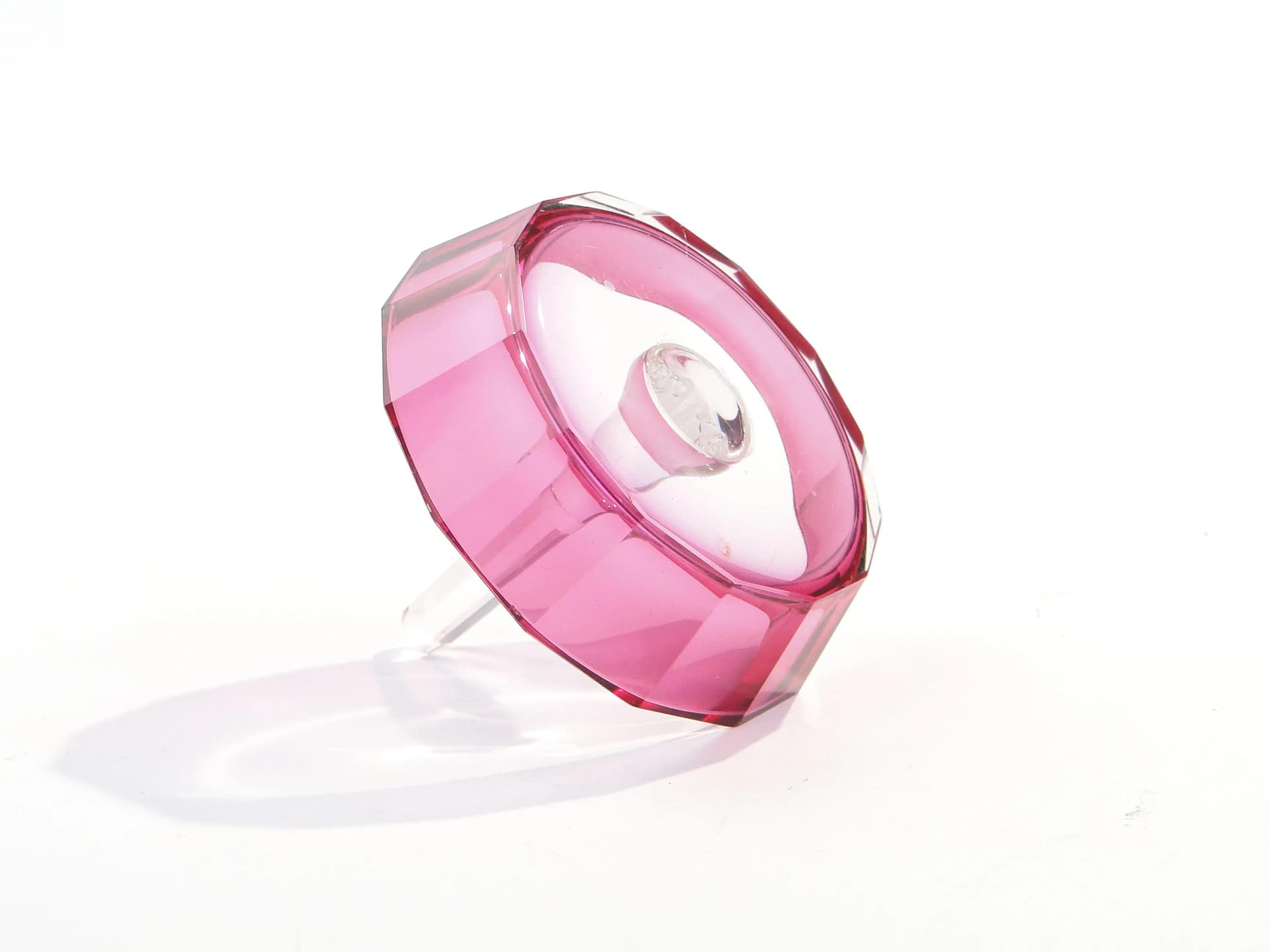 Ring Holder, pink crystal, Baccarat, France, early 20th c. - 17936