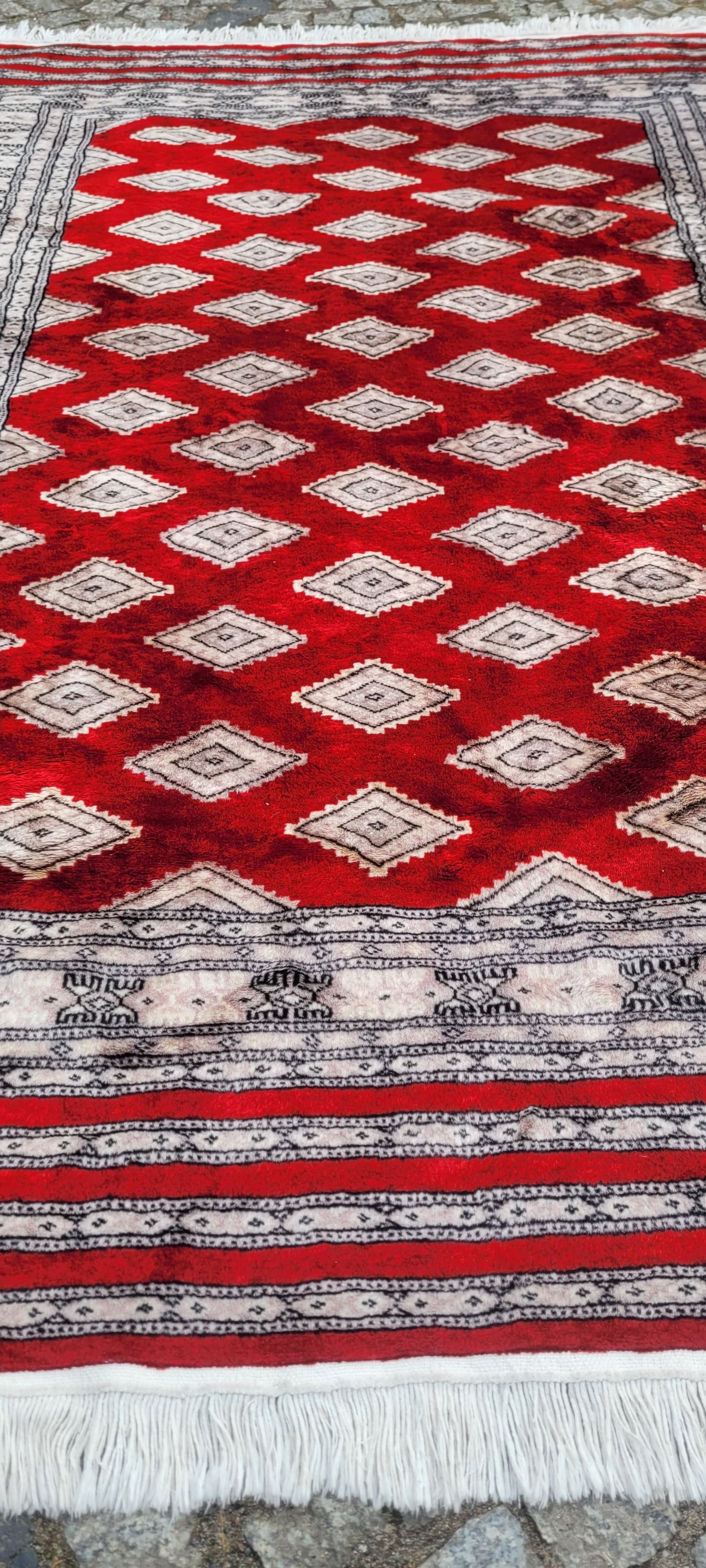 Dywan Buchara 205x125 cm, czerwony, wełna, bawełna, Pakistan - 242877