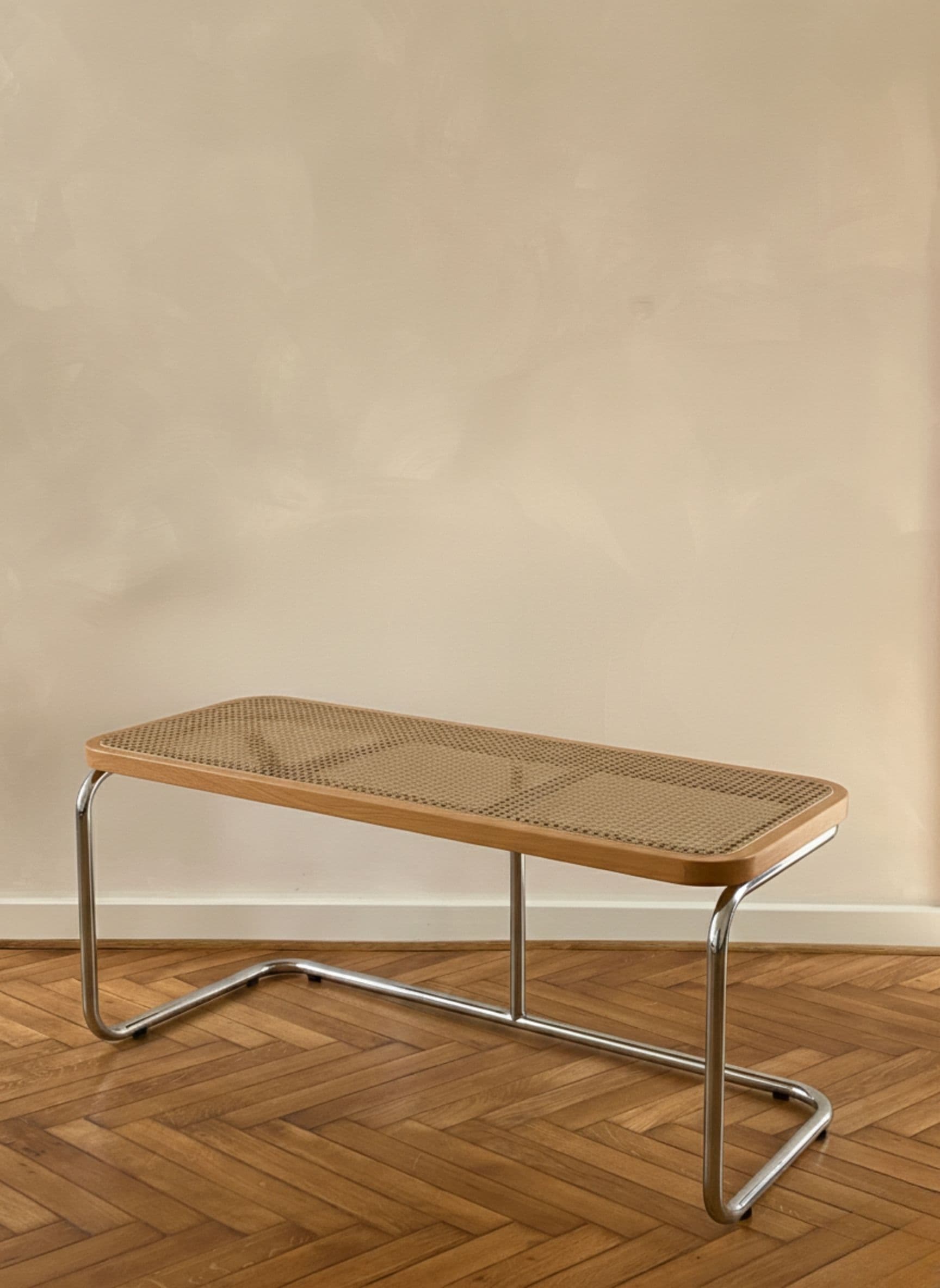 Ławka z giętej stali i plecionki wiedeńskiej wg proj. M. Breuer, Bauhaus - 243446