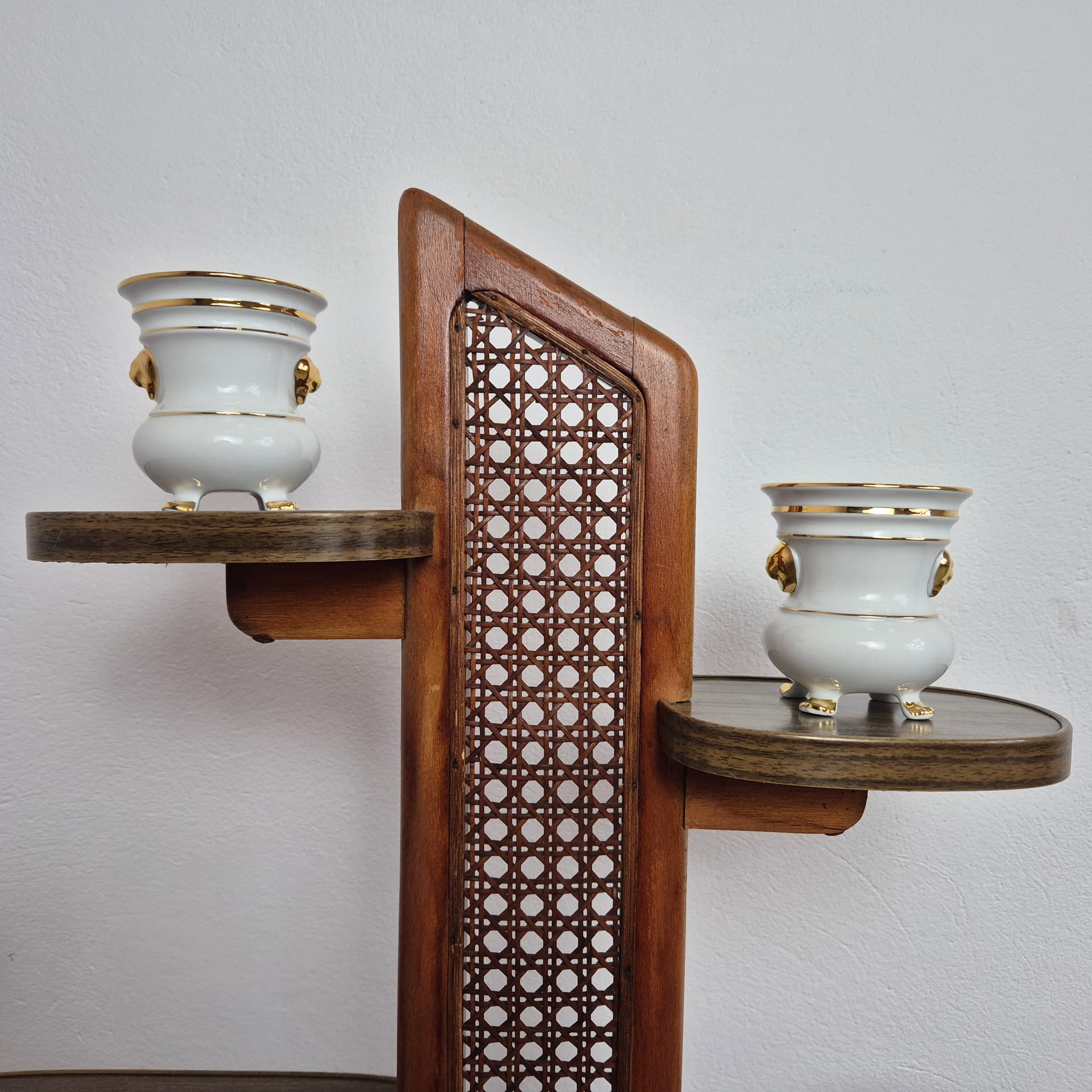 Kwietnik piętrowy, plecionka wiedeńska brąz, drewno, Niemcy, lata 50. - 243268