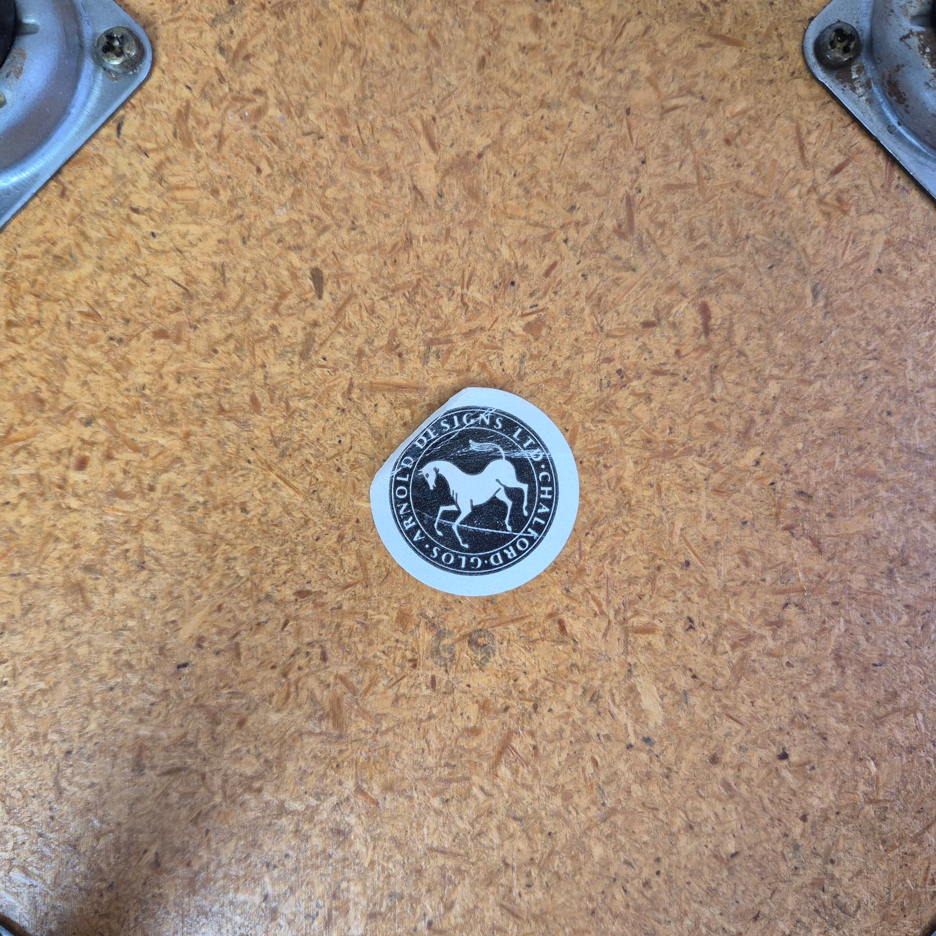 Plant Stand Floral, beige-pink wood, gold metal, by C. Glos Arnold, United Kingdom, 1960s. - 243349