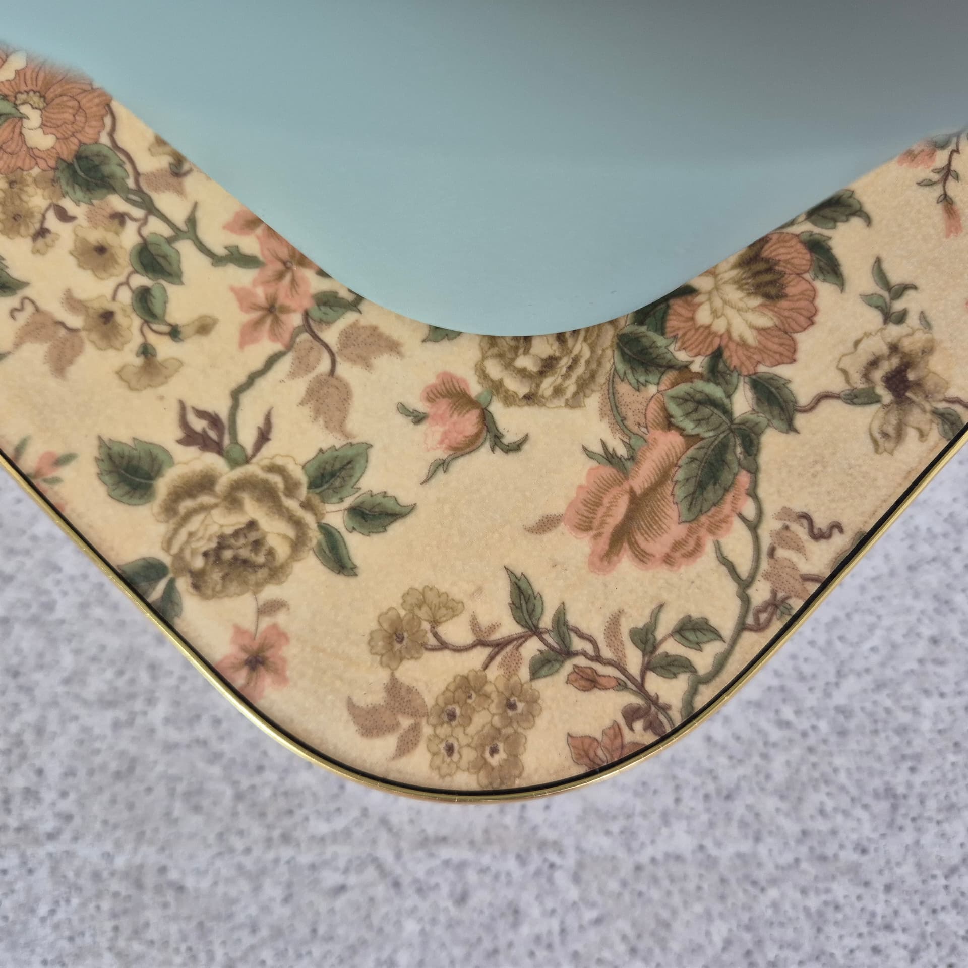 Plant Stand Floral, beige-pink wood, gold metal, by C. Glos Arnold, United Kingdom, 1960s. - 243348